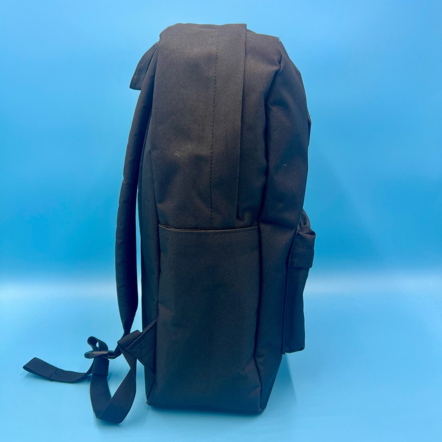 HERSCHEL Heritage Backpack Black – 21.5L – Classic Style – 18.5″ x 12.5″ x 5.5″