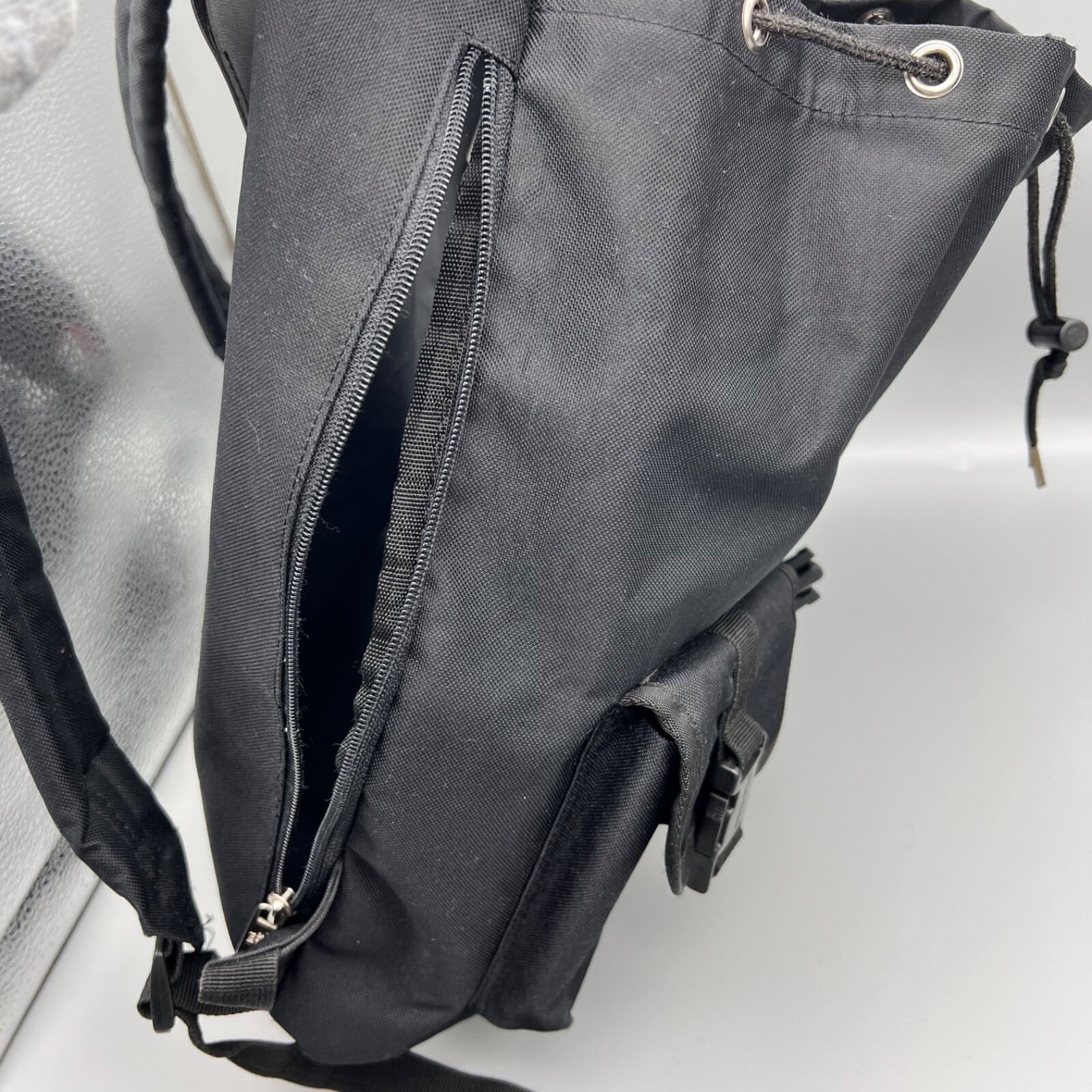 Pro-Specs Sport Mens Drawstring Backpack Mens Luggage Tag Easy Access Pocket Bag