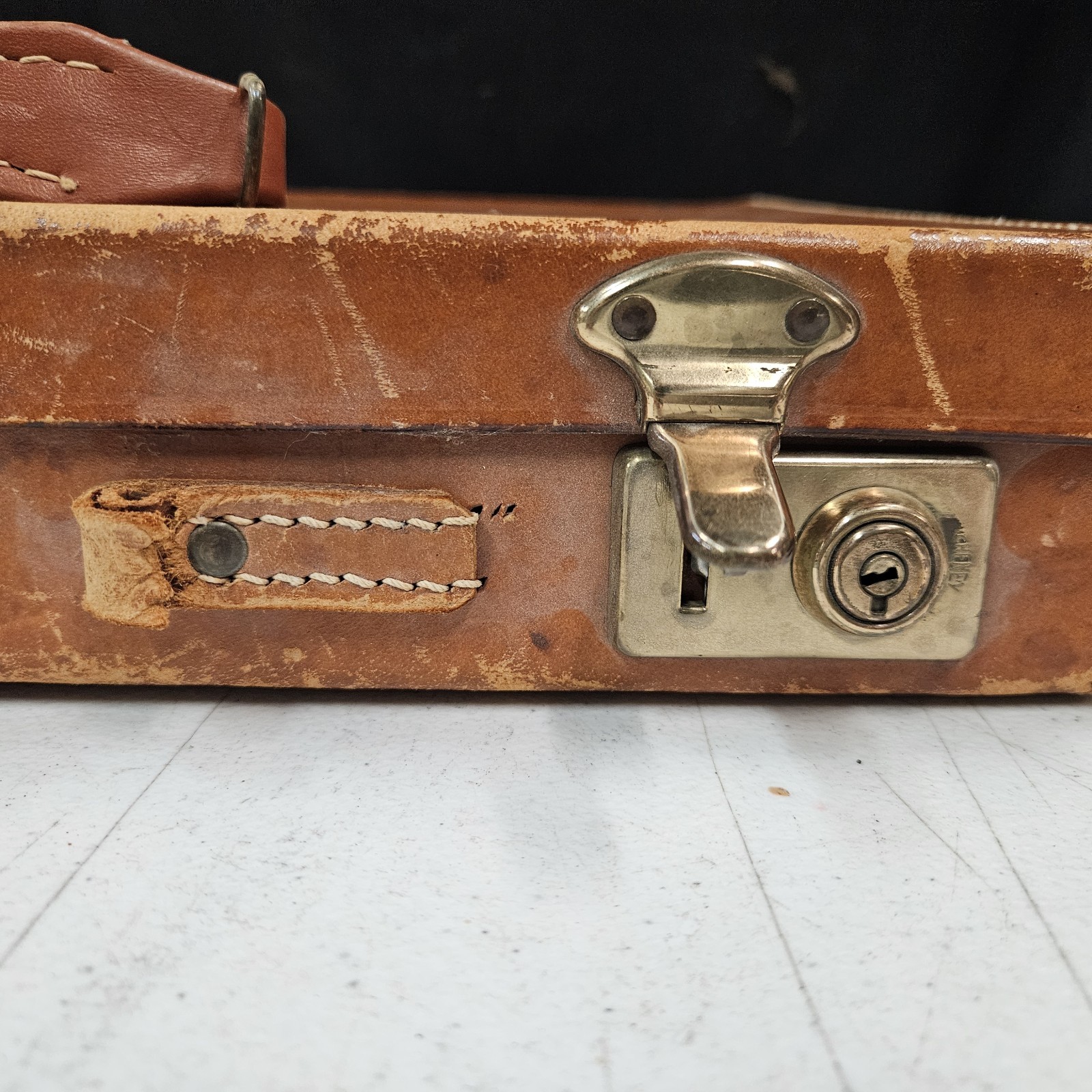 Vintage Unknown High-End Leather Briefcase Washington