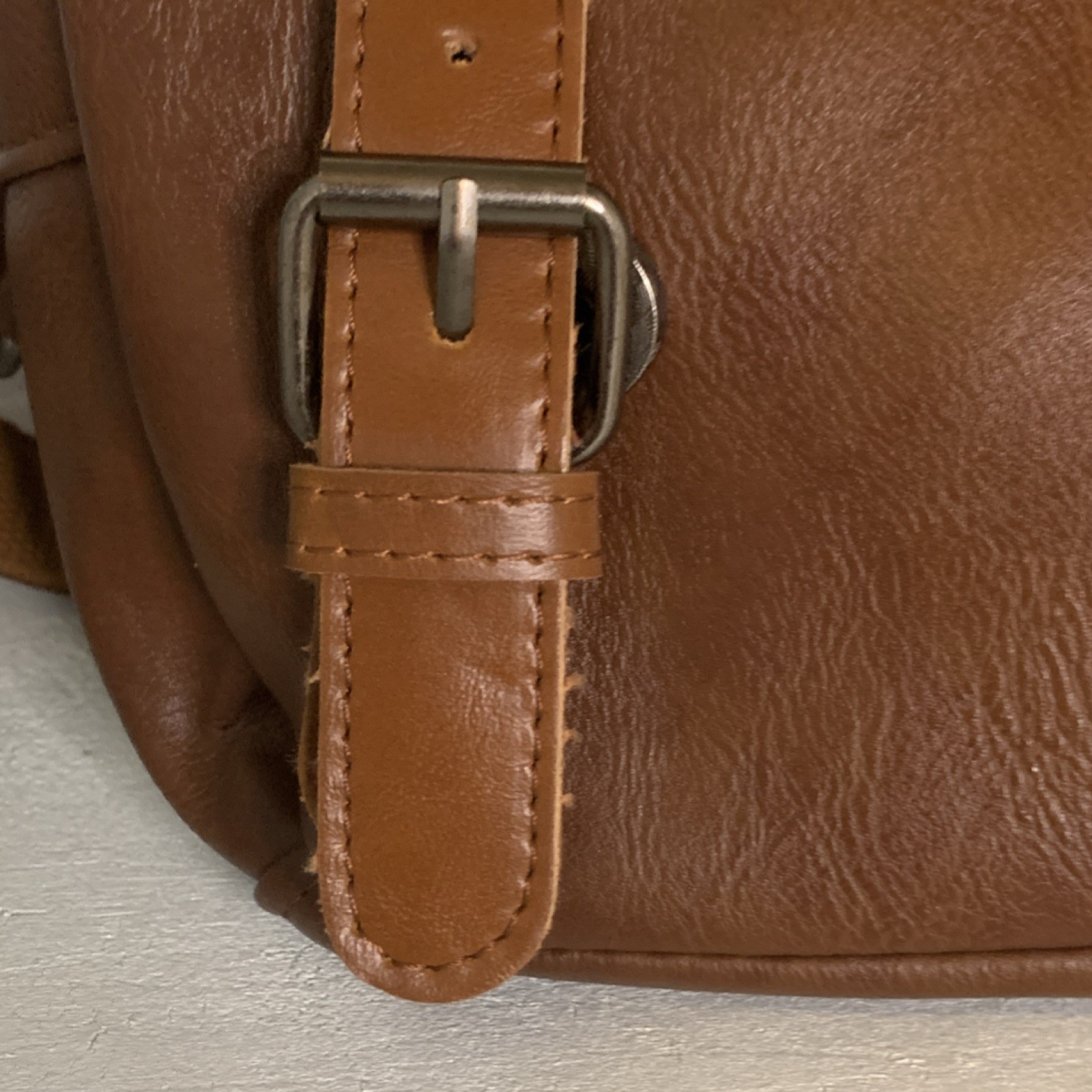 LXY Brown Men’s Backpack Buckle Flap Magnetic Snap Zip Pockets Adjustable