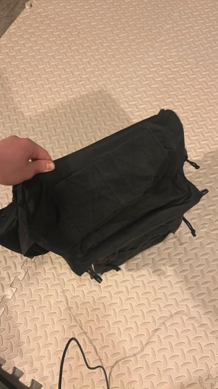 SOG Black Backpack Tactical Bugout Bag 4 Zippered Compartments Pockets Straps
