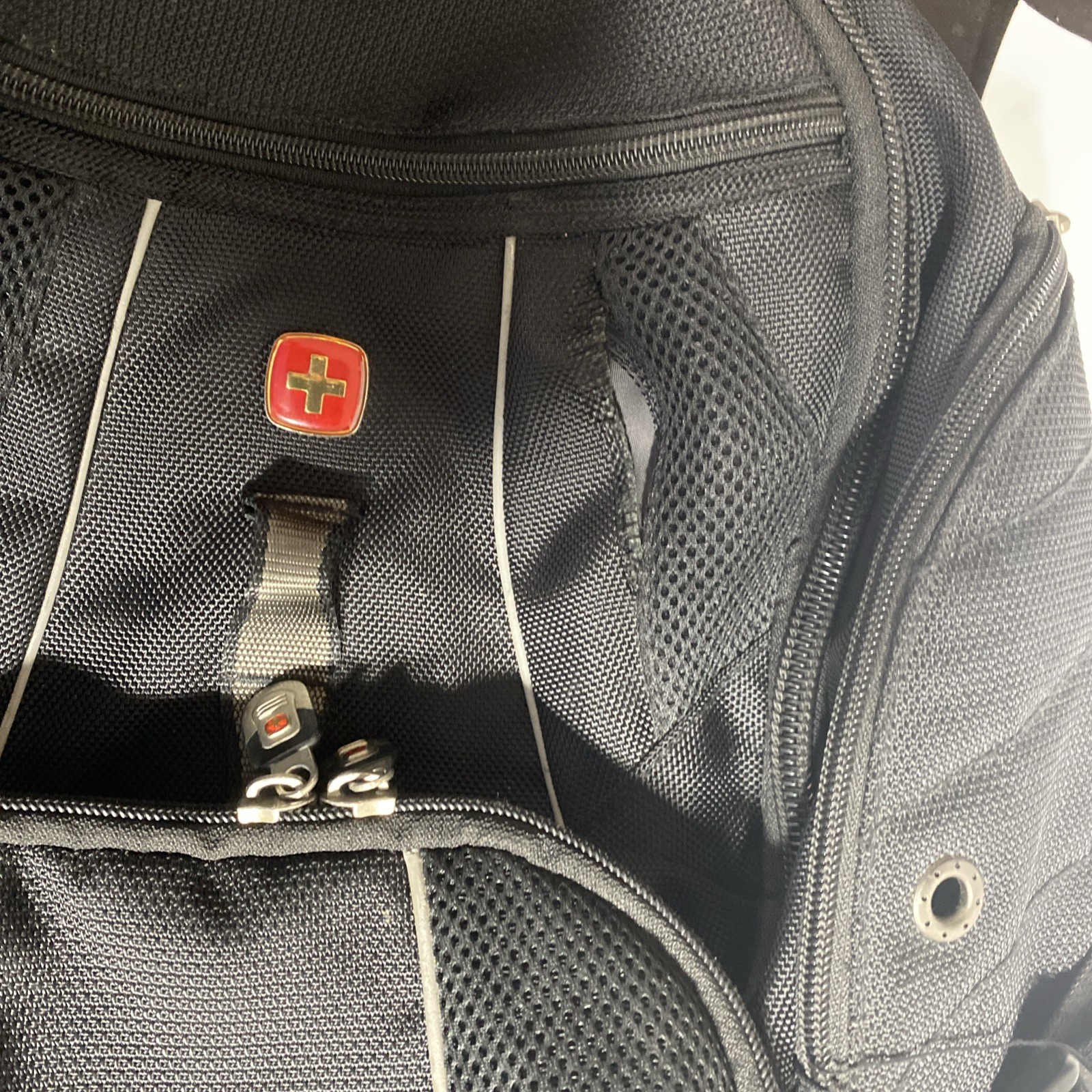 Swiss Gear Airflow Laptop Backpack Heavy Duty Travel Multi Pockets Black *READ*