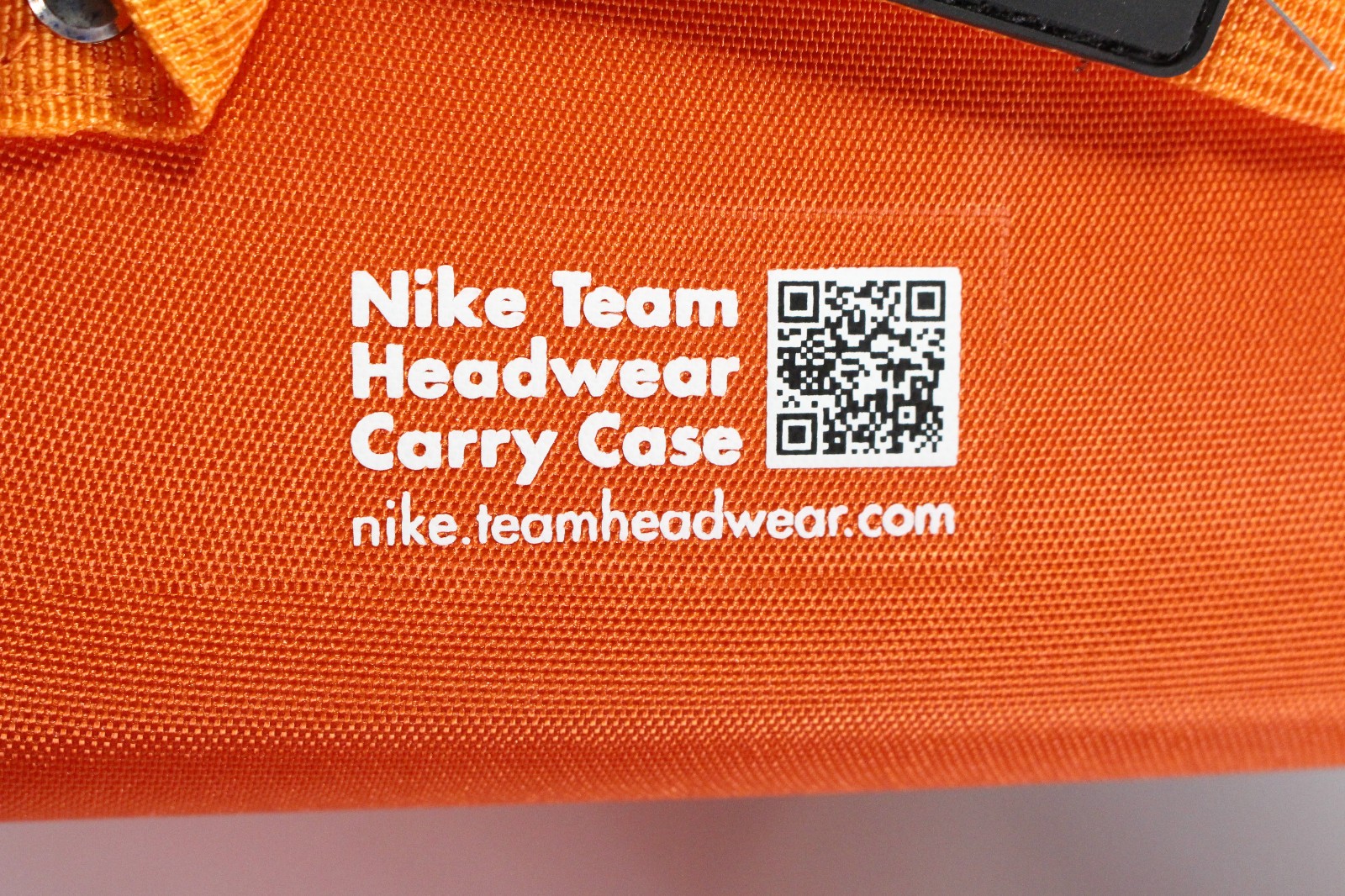 Nike Team Headwear Hat Carry Case Classic Orange Swoosh Spellout Hard Case Clam