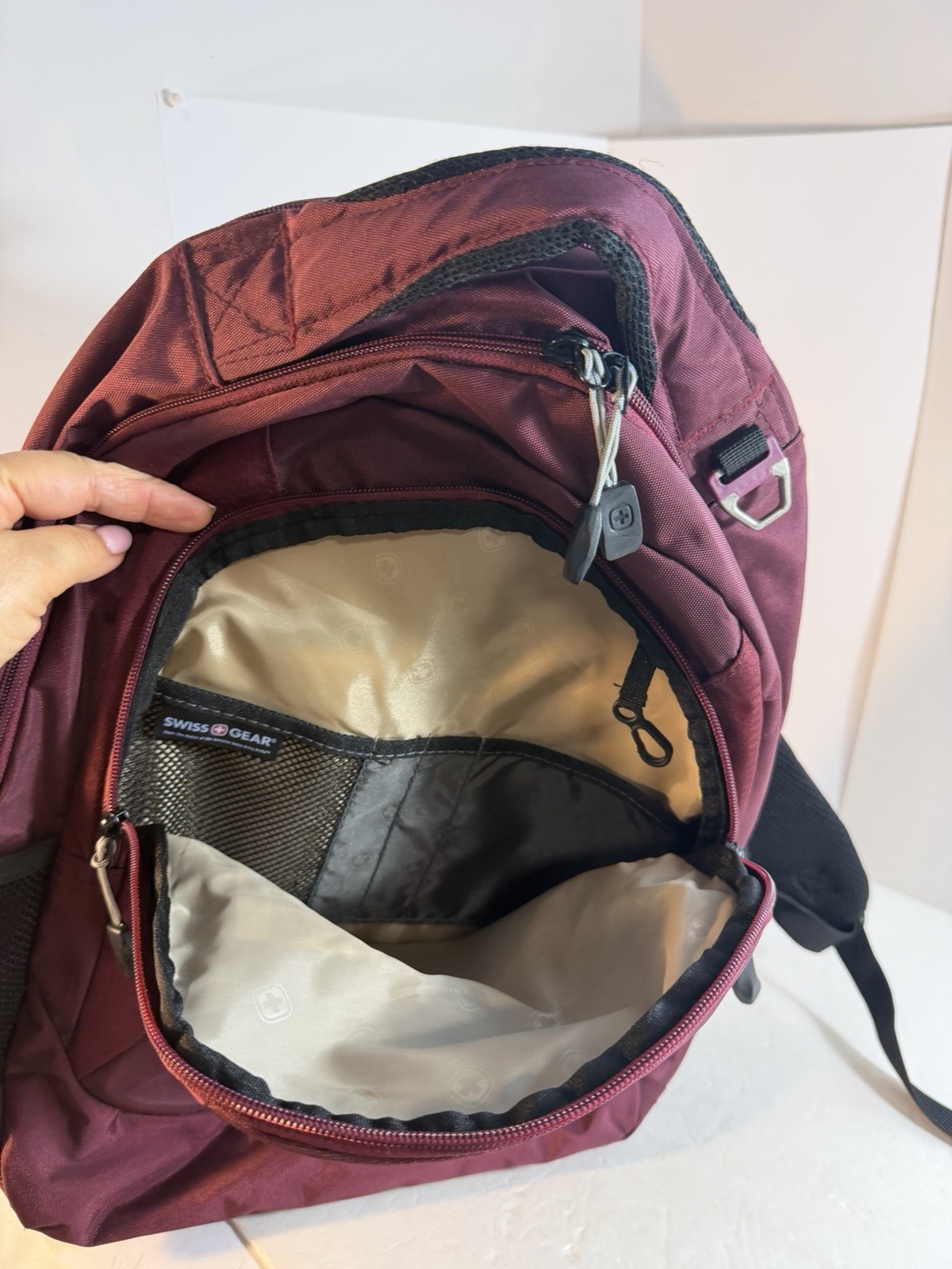 SwissGear Backpack Burgundy Laptop School Travel Bag Multiple Pockets