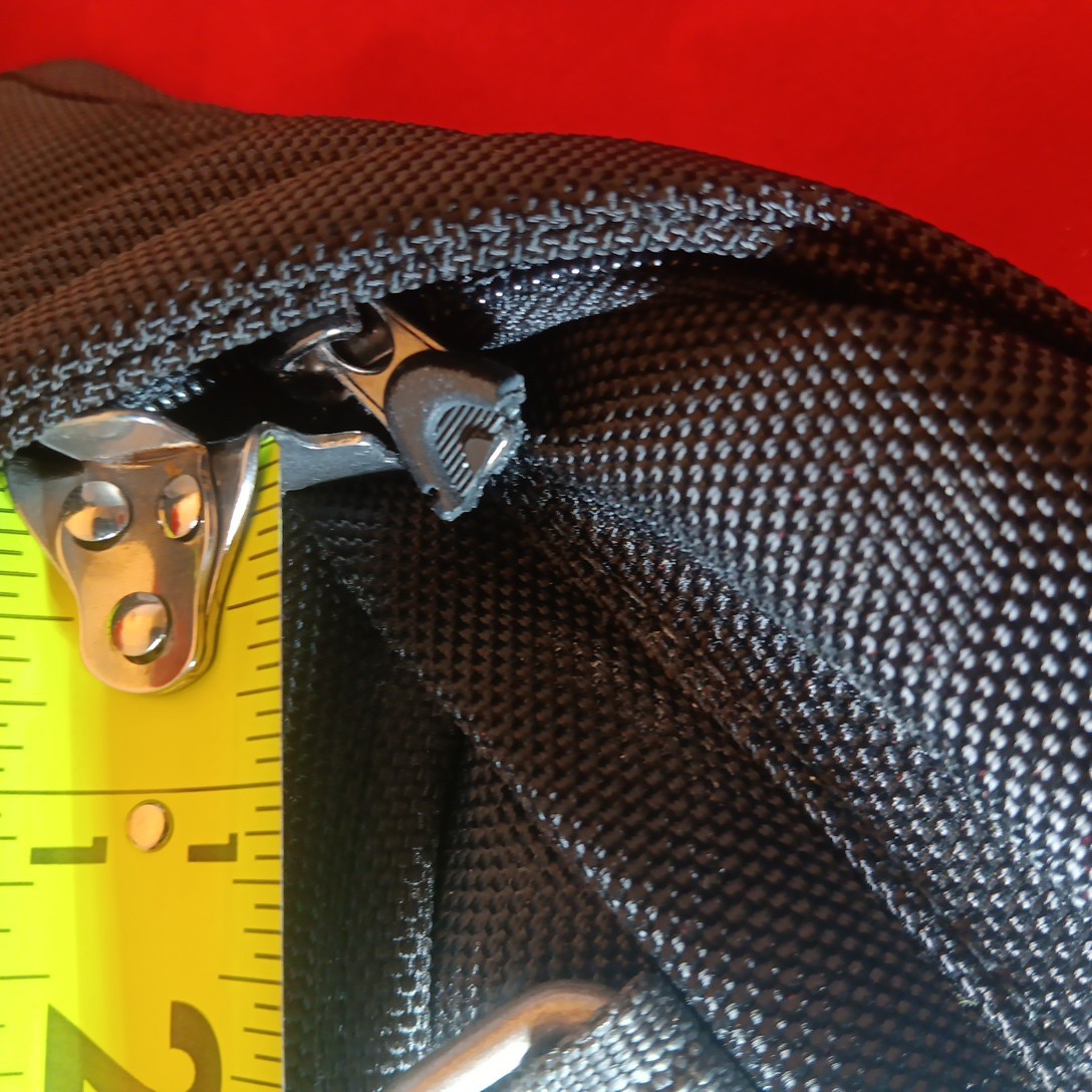 Oakley AP Tactical Roller Bag Clip …excellent shape, broken zipper pull