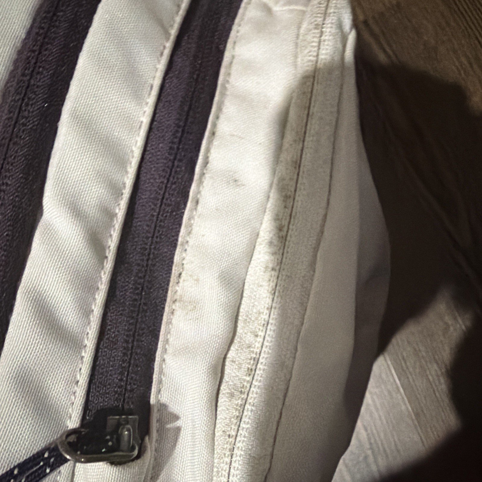 Patagonia Refugio Daypack 28L Backpack Hiking Commuter Travel