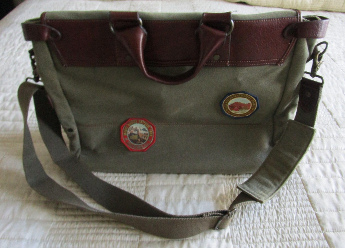 Pendleton National Parks Patches Canvas Leather Messenger Laptop Bag RARE Unisex