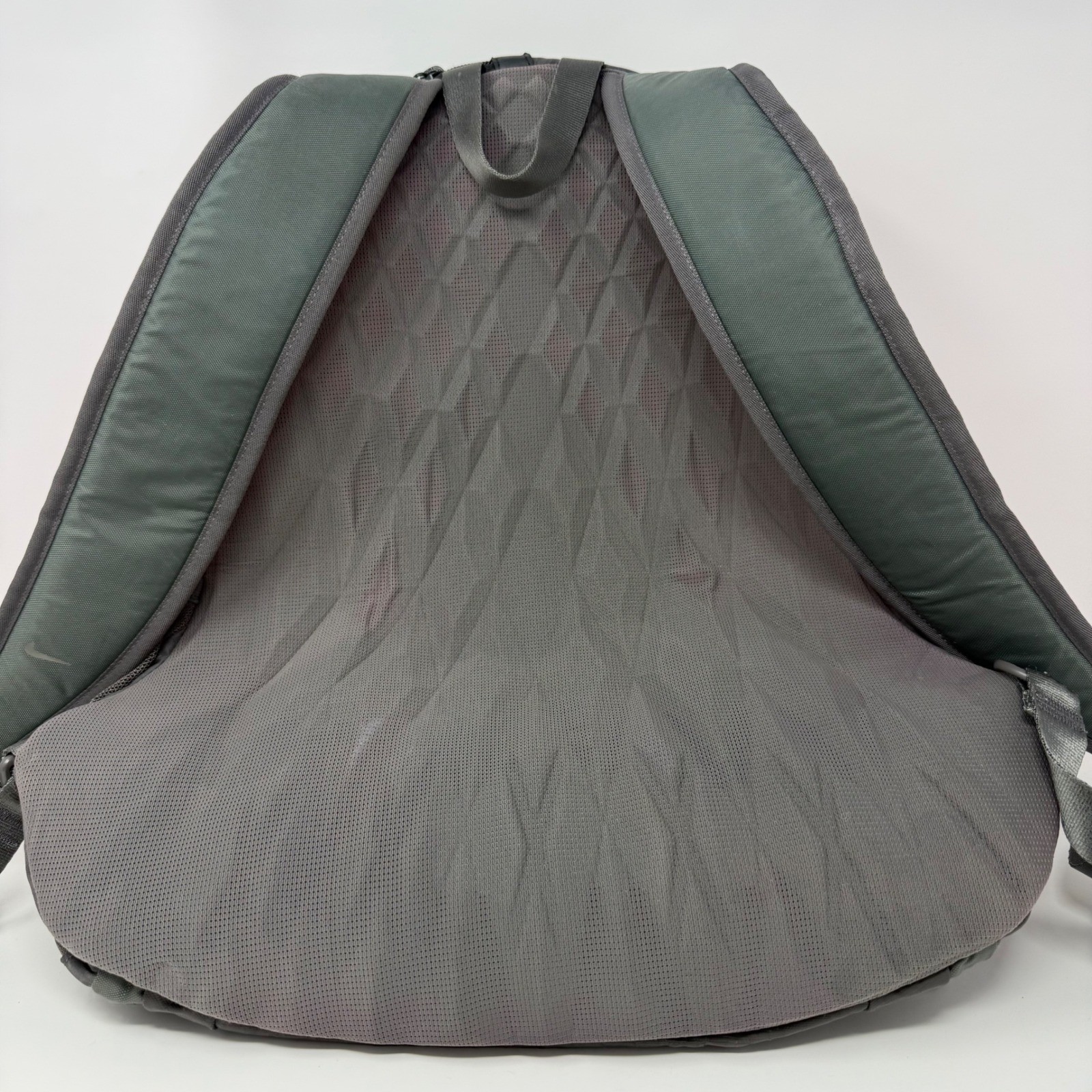 Nike Sport Backpack Grey Red Ripstop Multi-Pocket Shoe Compartment Training Bag