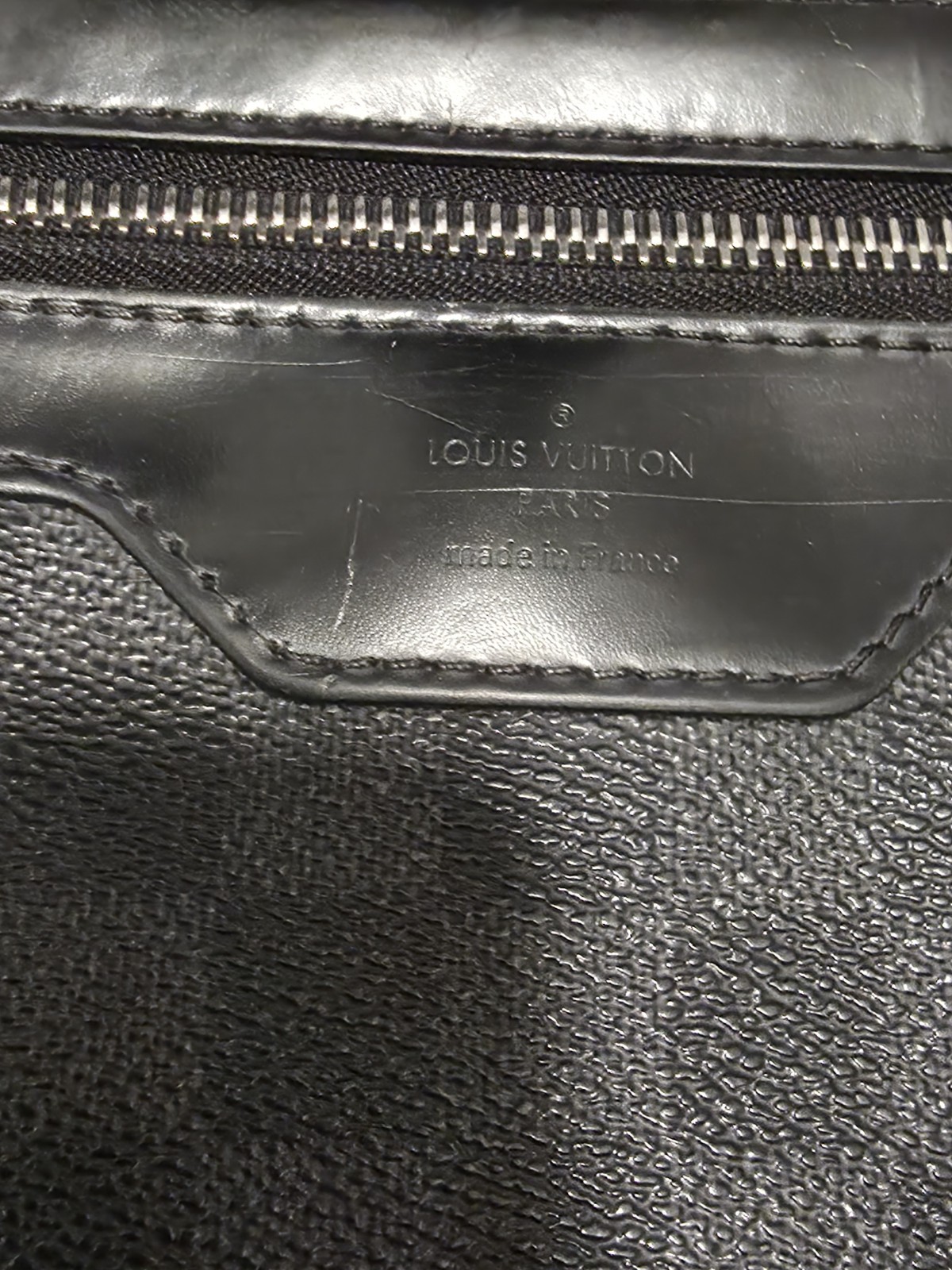 Louis Vuitton Damier Graphite Messenger Bag Unisex