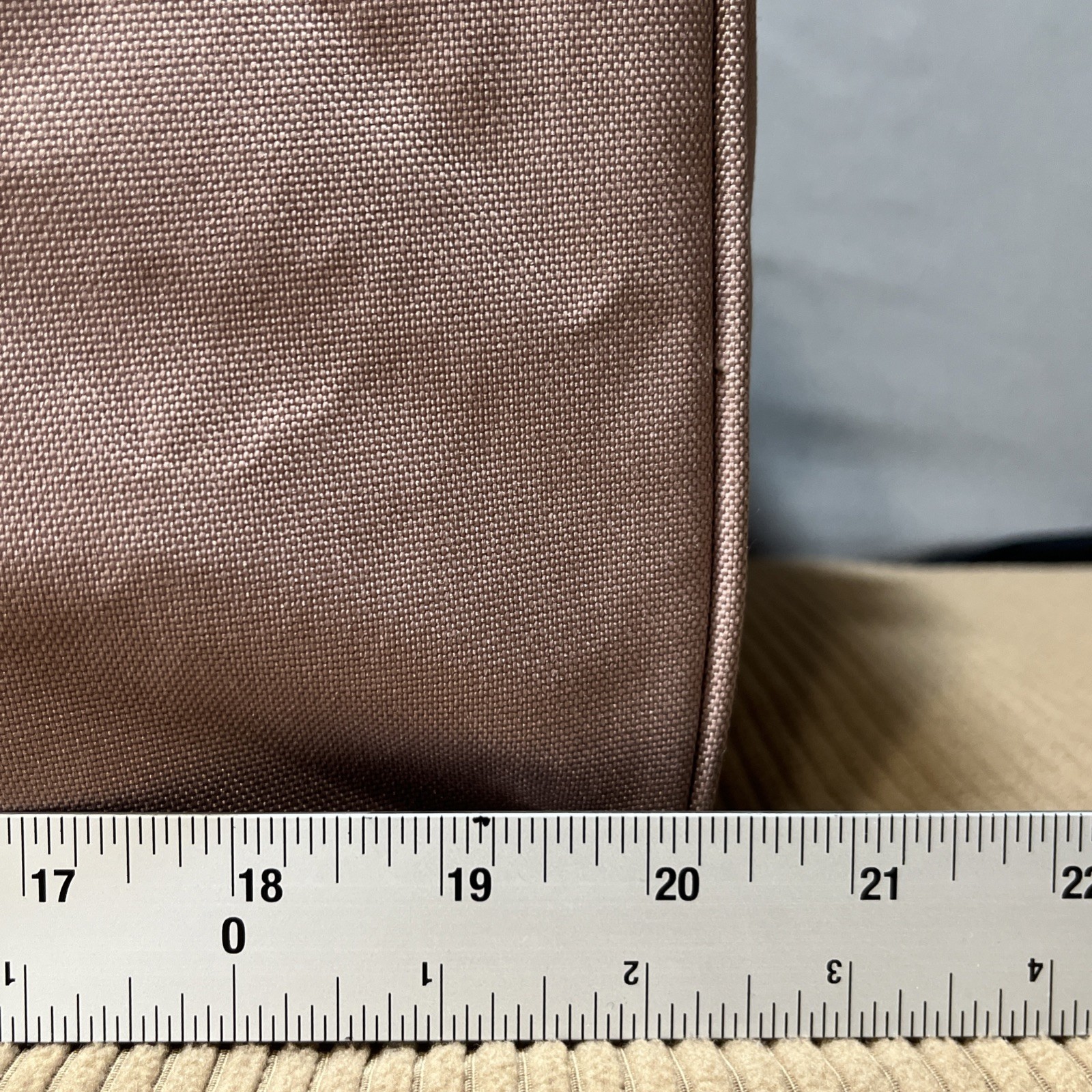 Herschel Supply Co. Novel Duffle Bag Ash Rose Travel Bag 11.75 x 20.5 x 10