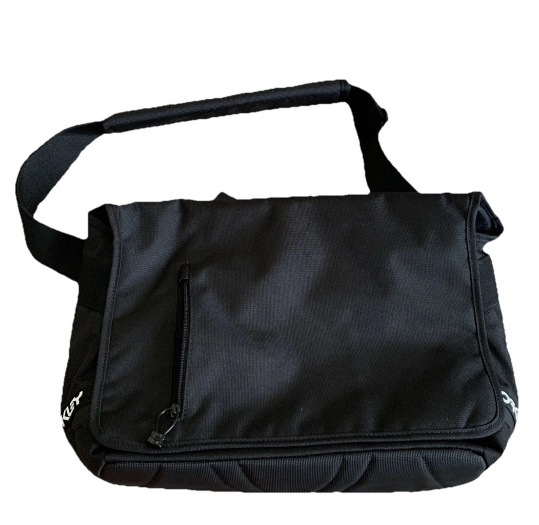 NEW Oakley Tactical Field Gear Black Laptop Shoulder Messenger Carrier Bag 16×12