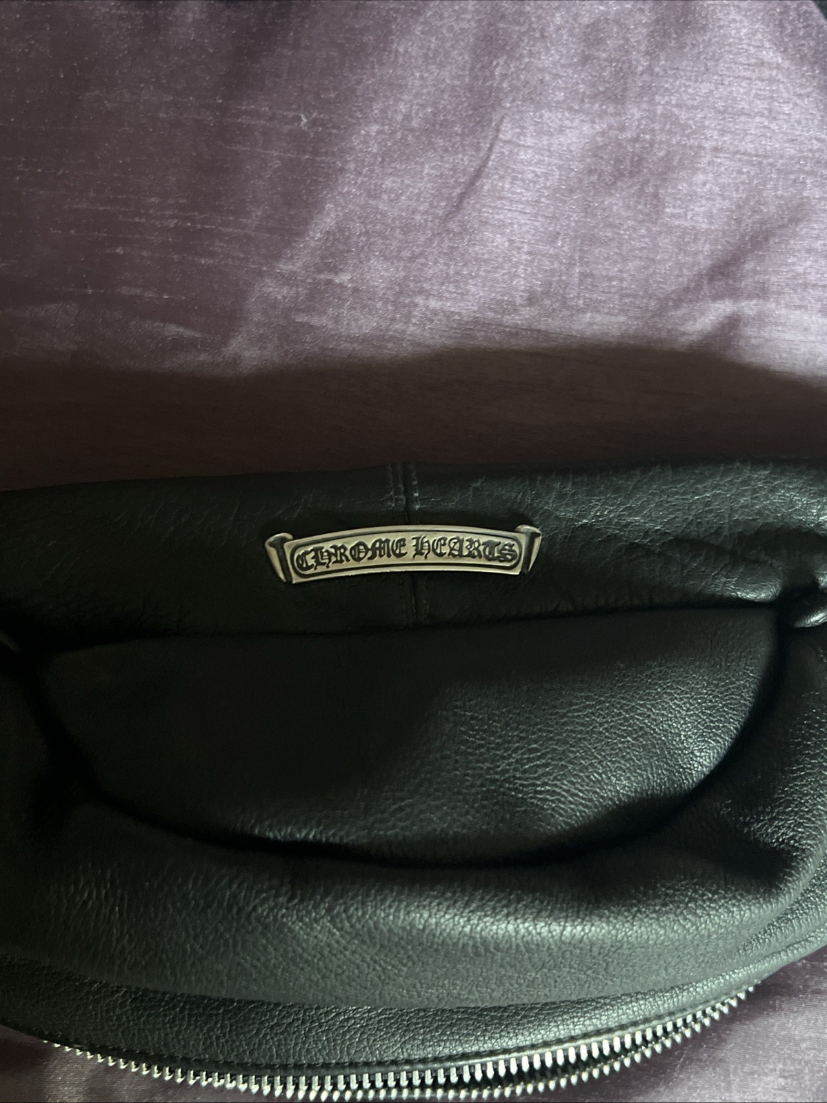 CHROME HEARTS Plain Snut Pack Body Bag Sterling leather unisex black