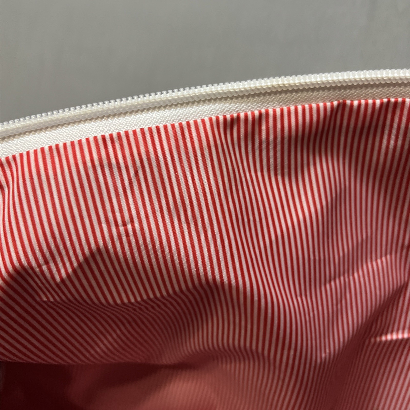 Herschel Supply Co. Novel Duffle Bag Ash Rose Travel Bag 11.75 x 20.5 x 10