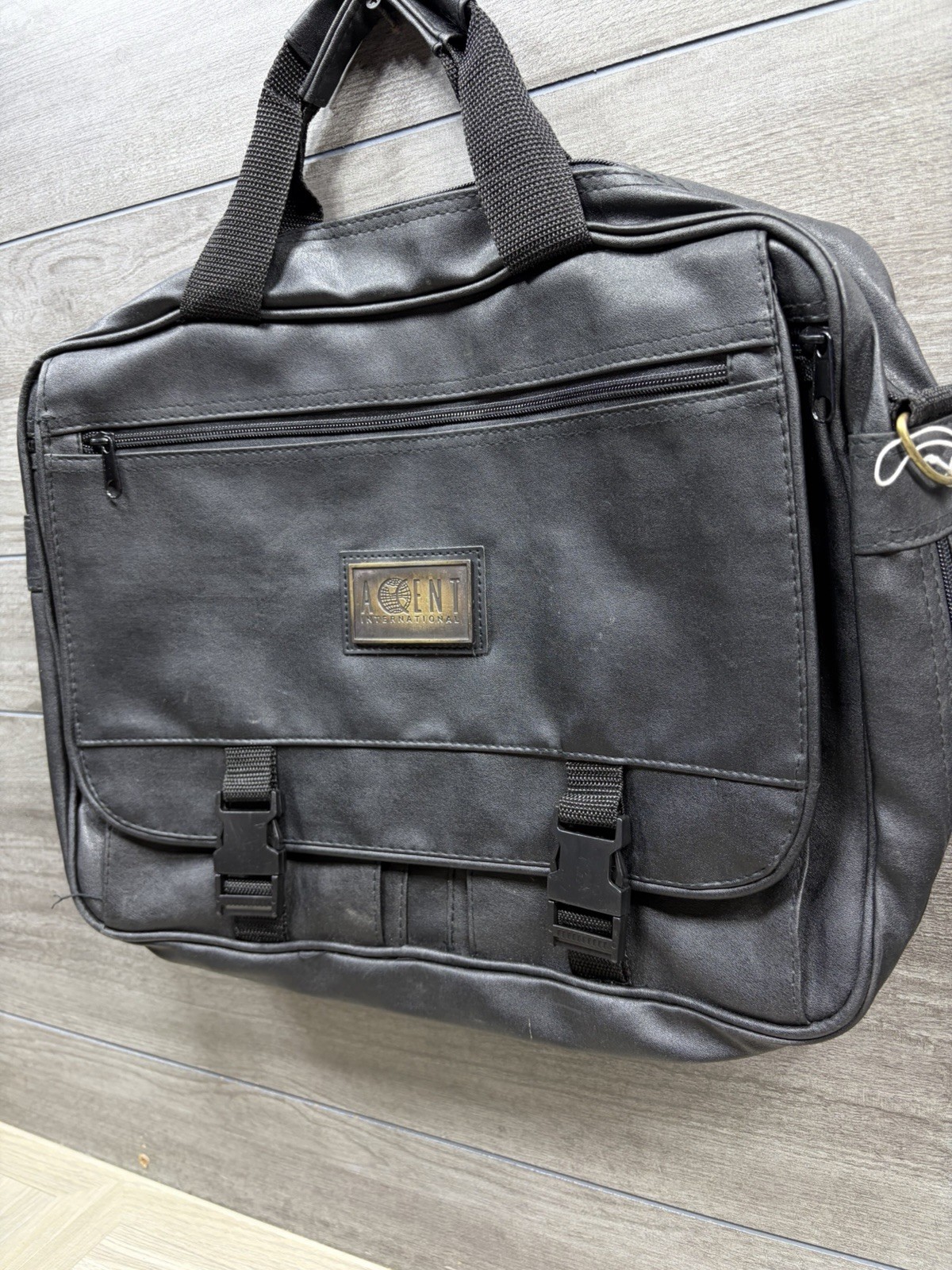 Accent International Black Leather Messenger Laptop Back Carry On Black