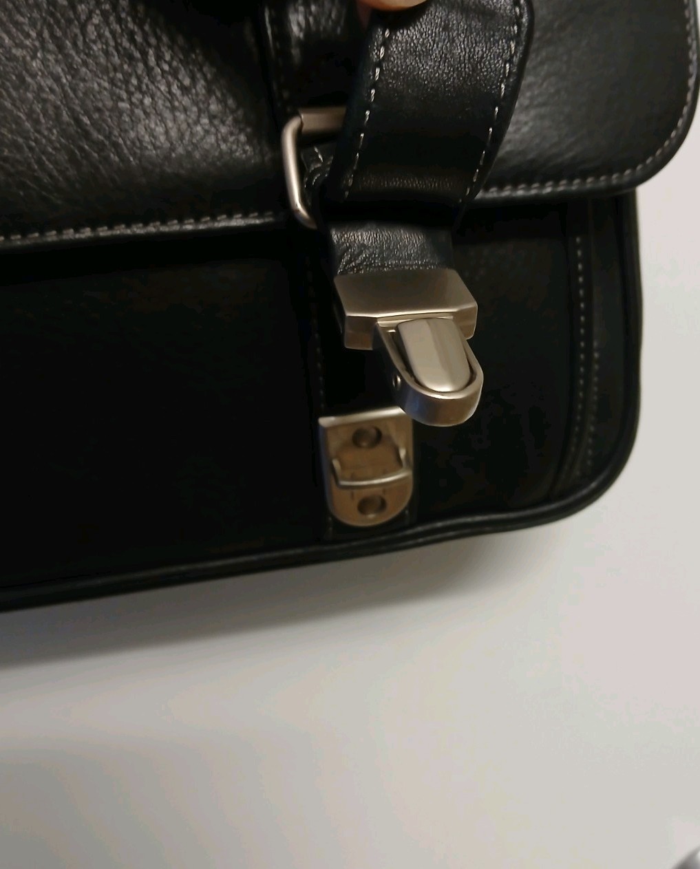 CLASSIC Black LEATHER ATTACHE Office Work BRIEFCASE Executive Lawyer MESSENGER