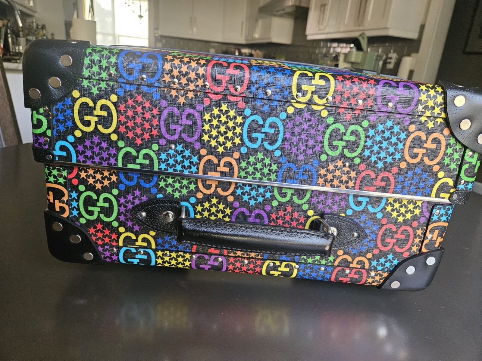 Gucci x Globe-Trotter Psychedelic Trolley w/ Dust Cover + Luggage Tag; Awesome!