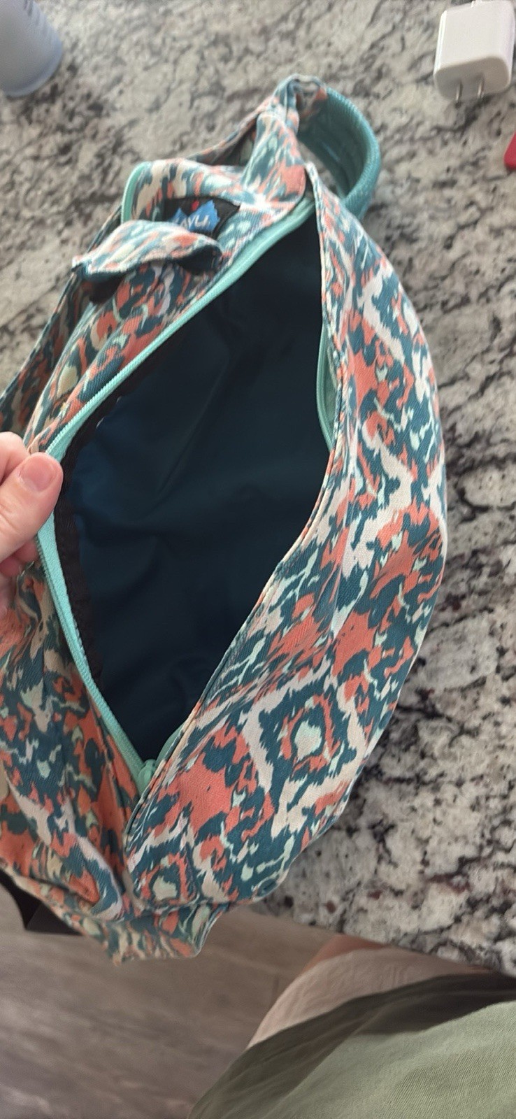 KAVU Multicolor Abstract Crossbody Sling Bag Adjustable Strap Zip Closure