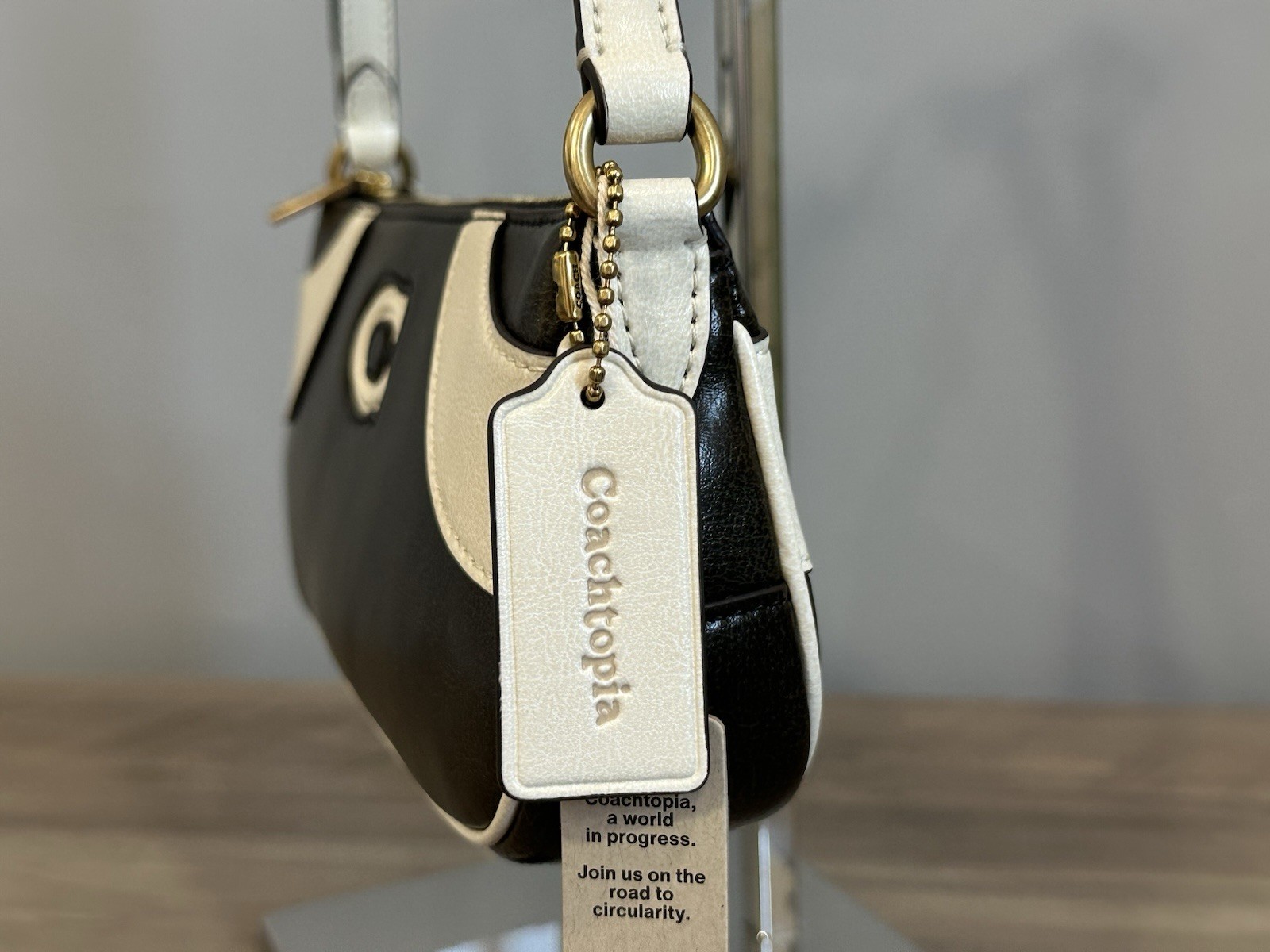 Coach Coachtopia Bowling Small Shoulder Bag Upcrafted Leather/Black/White CFB01