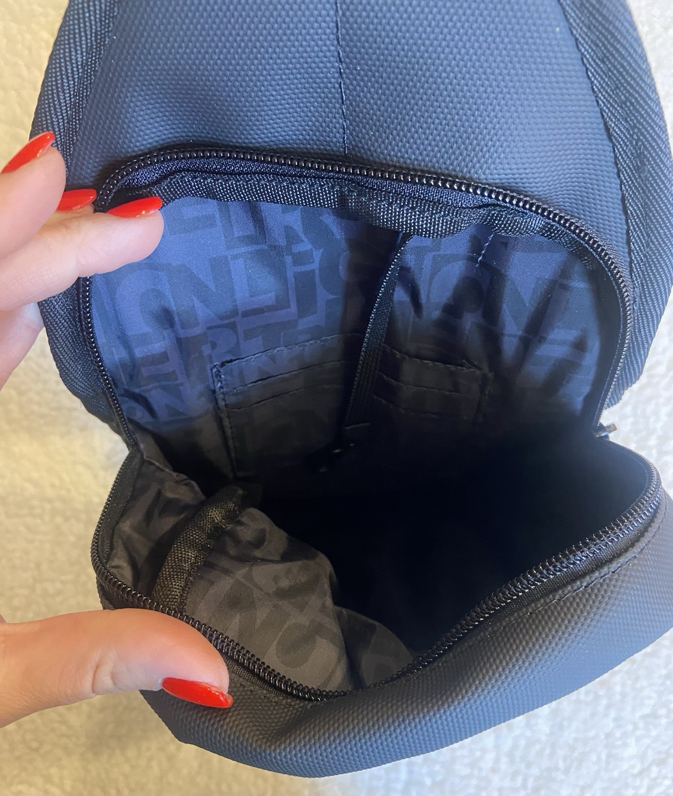 🔥True Religion Designer Sling Crossbody Bag Black Jody 2.0 Travel NWT $60