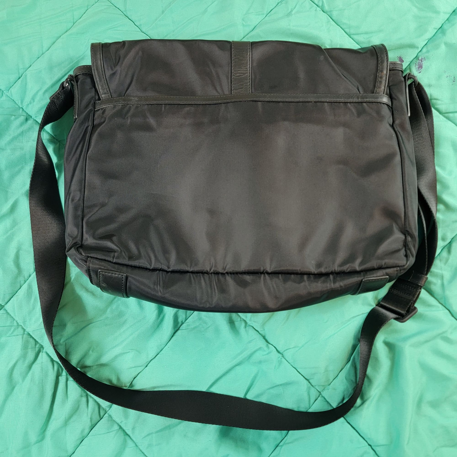 Cole Haan Zerogrand Field Adults Unisex Black Messenger Bag Work Casual Formal
