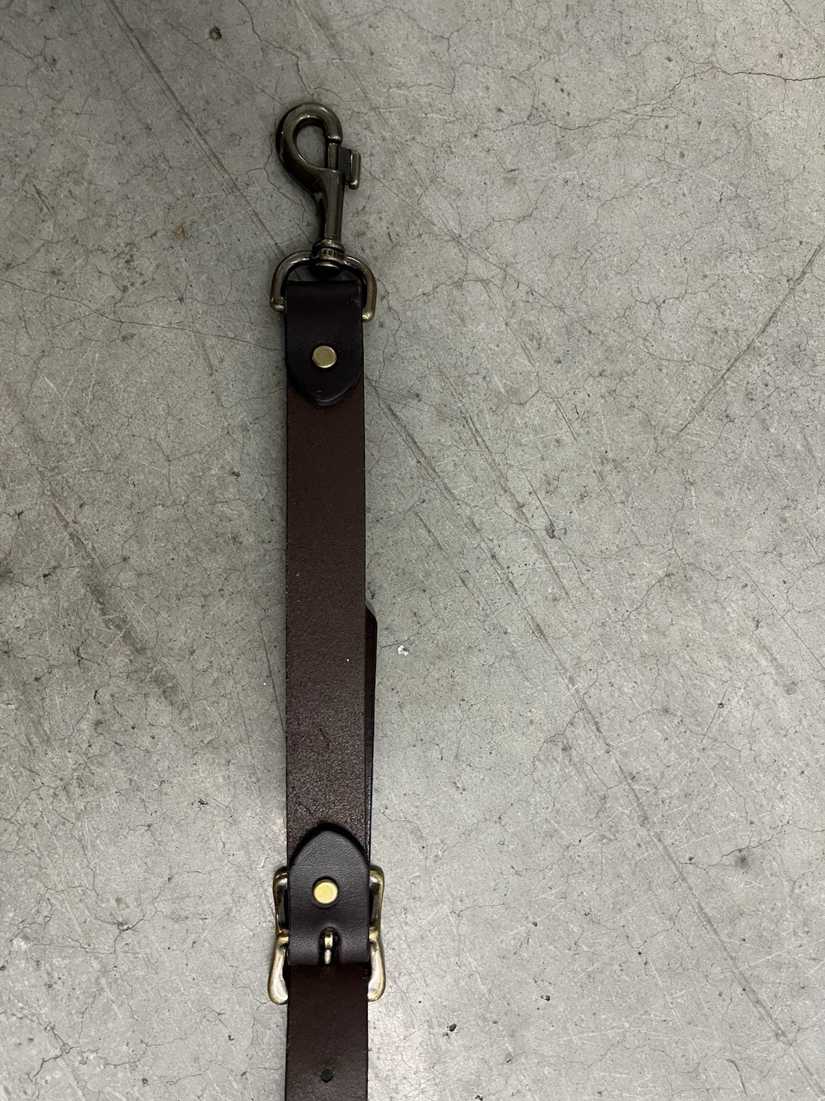 Filson Bridle Leather Brown Padded Soulder Strap Medium – Excellent Condition