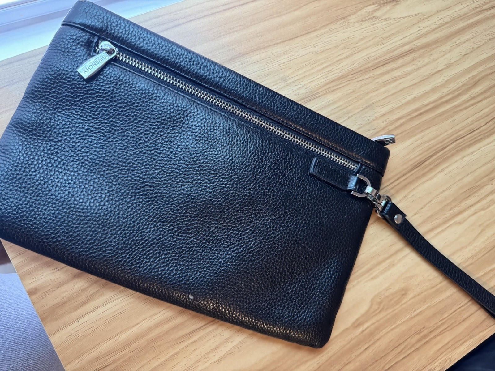 Givenchy Black Men’s Clutch Bag Geometric Pattern Zipper Wrist Strap