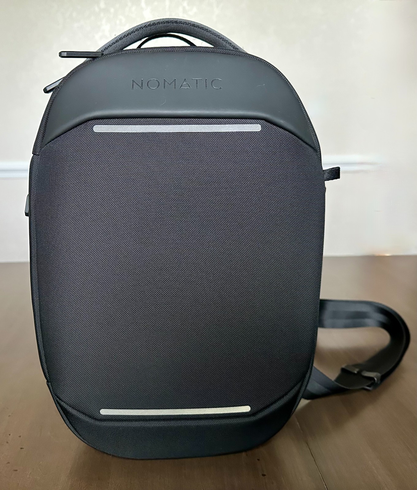 Nomatic Navigator Sling 6L Black EDC Travel Crossbody Bag w/ Original Tag