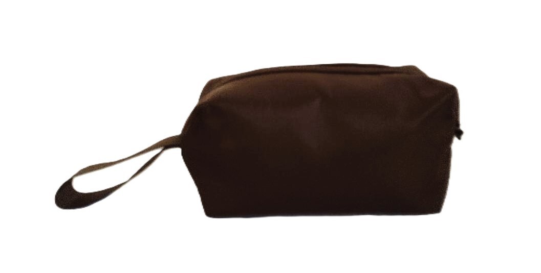 BURBERRY Hero Logo TOILETRY Pouch SHAVE Bag Dopp Kit Dark Brown New With Tags