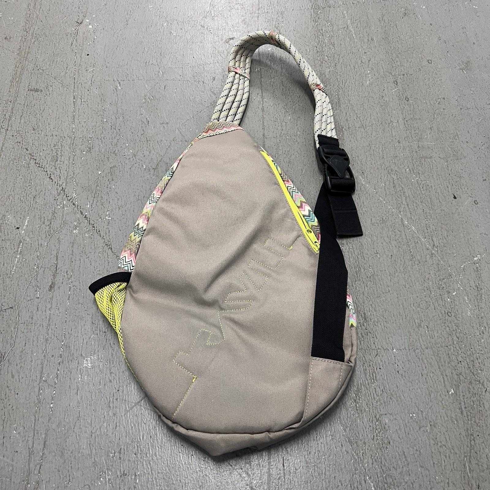 KAVU Rope Sling Backpack Bag Multi Color Zig Zag Print Men’s