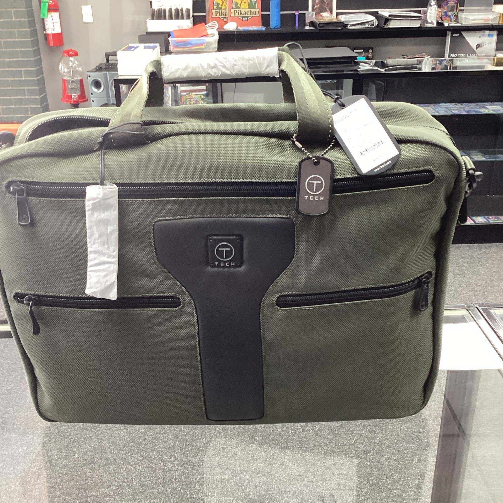 Tumi Tech Travel Olibe Green Laptop Multi Pocket Messenger Bag (pu220