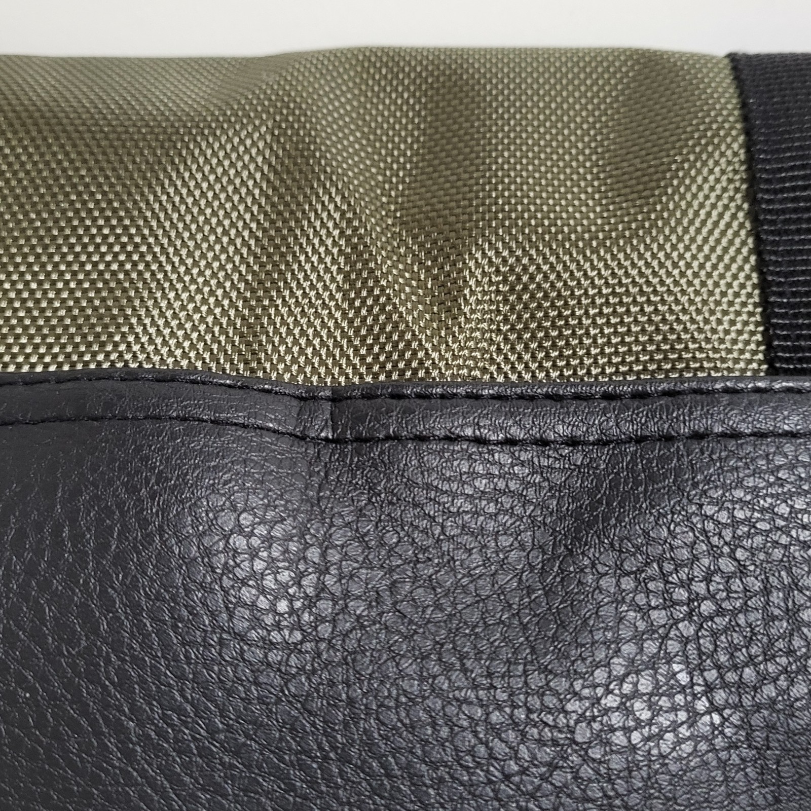 Buffalo by David Bitton Unisex Bag Messenger Crossbody Laptop Holder Two Tone