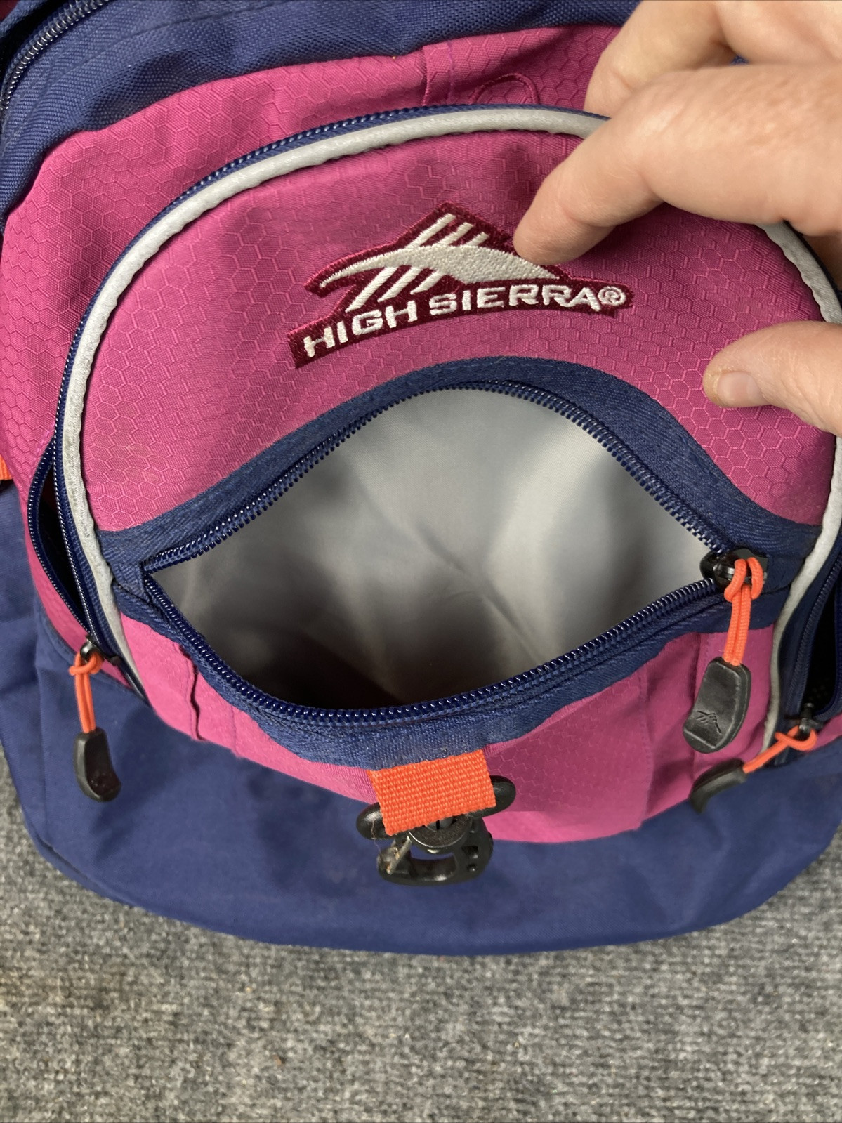 High Sierra Fuchsia & Navy Tech Spot Suspension Padded Strap System Backpack EUC