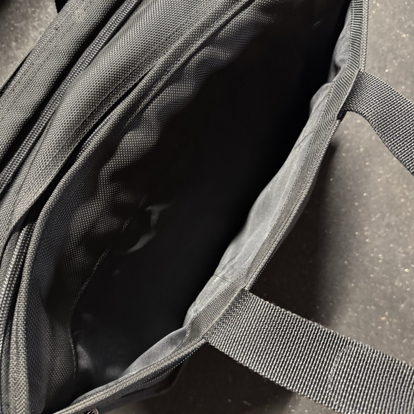 TUMI Alpha Black Ballistic Expandable Laptop Business Briefcase 26041D4