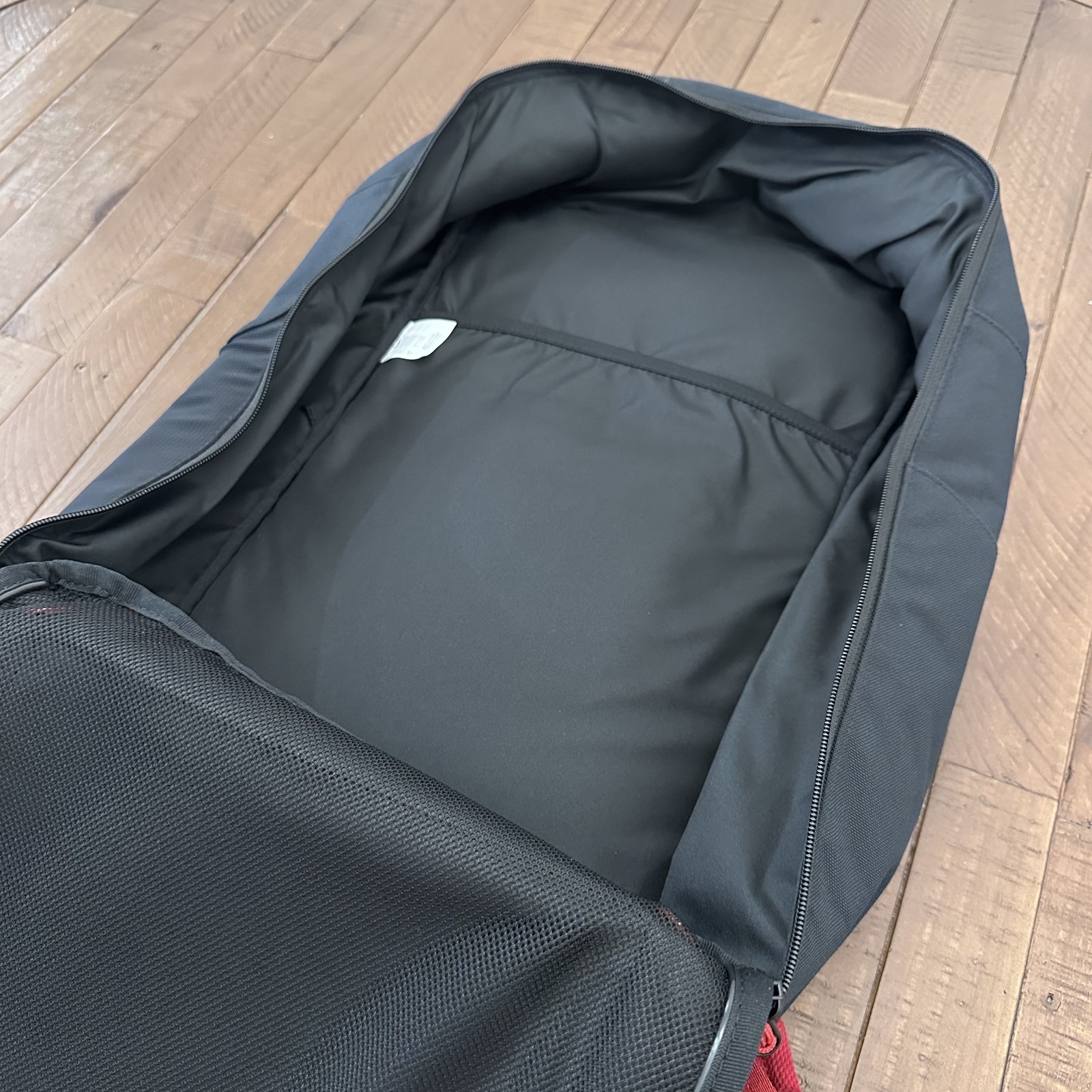Nike Washington State Cougars Utility Speed Backpack 2024 Black Red HM5126-010