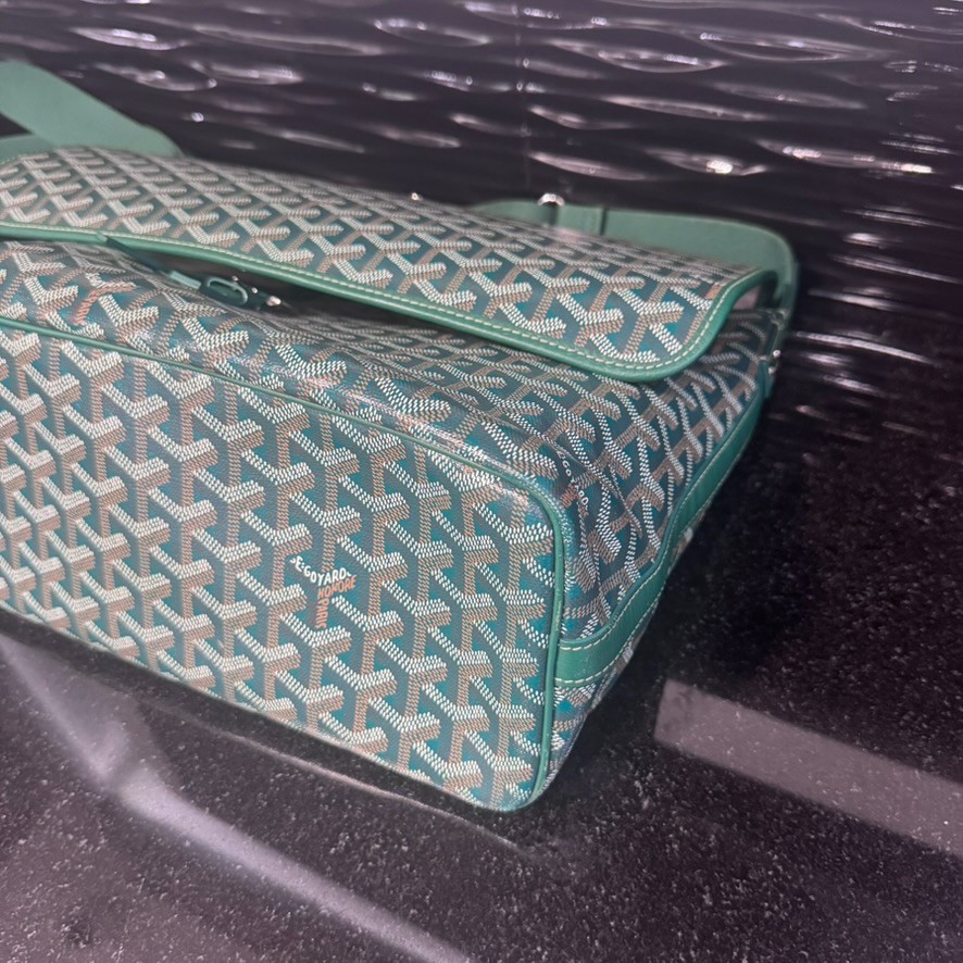 Goyard Capetien Messenger Bag Green