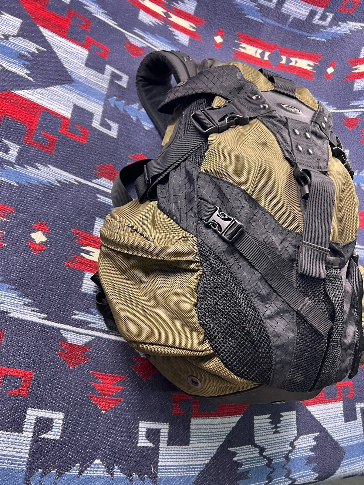 Vtg Oakley Icon Backpack Tactical 90s Y2K USA Software Carry On Olive 2.0 3.0
