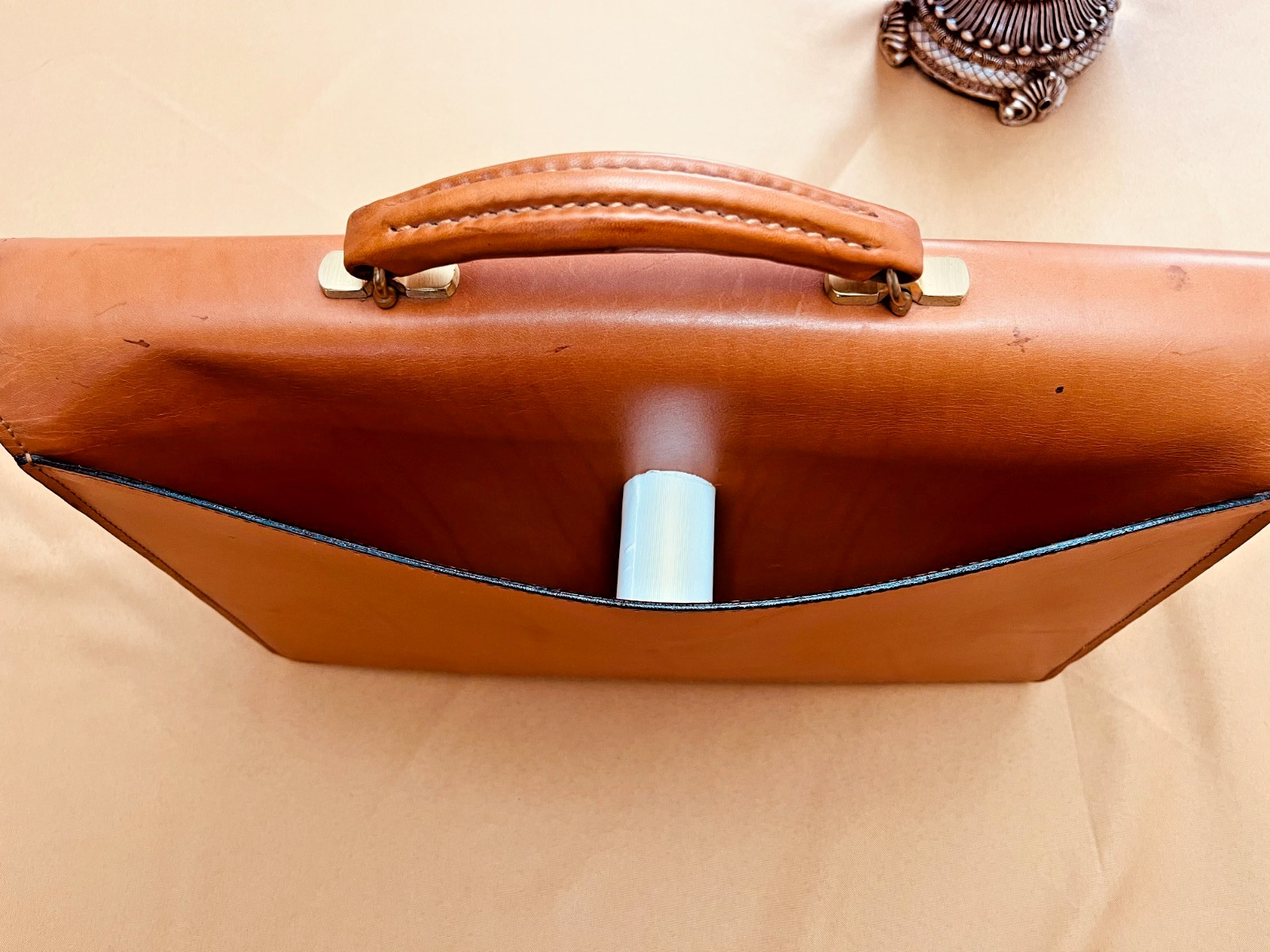 SCHLESINGER BROTHERS English Tan Heavy Leather Briefcase / Lawyer Bag – USA
