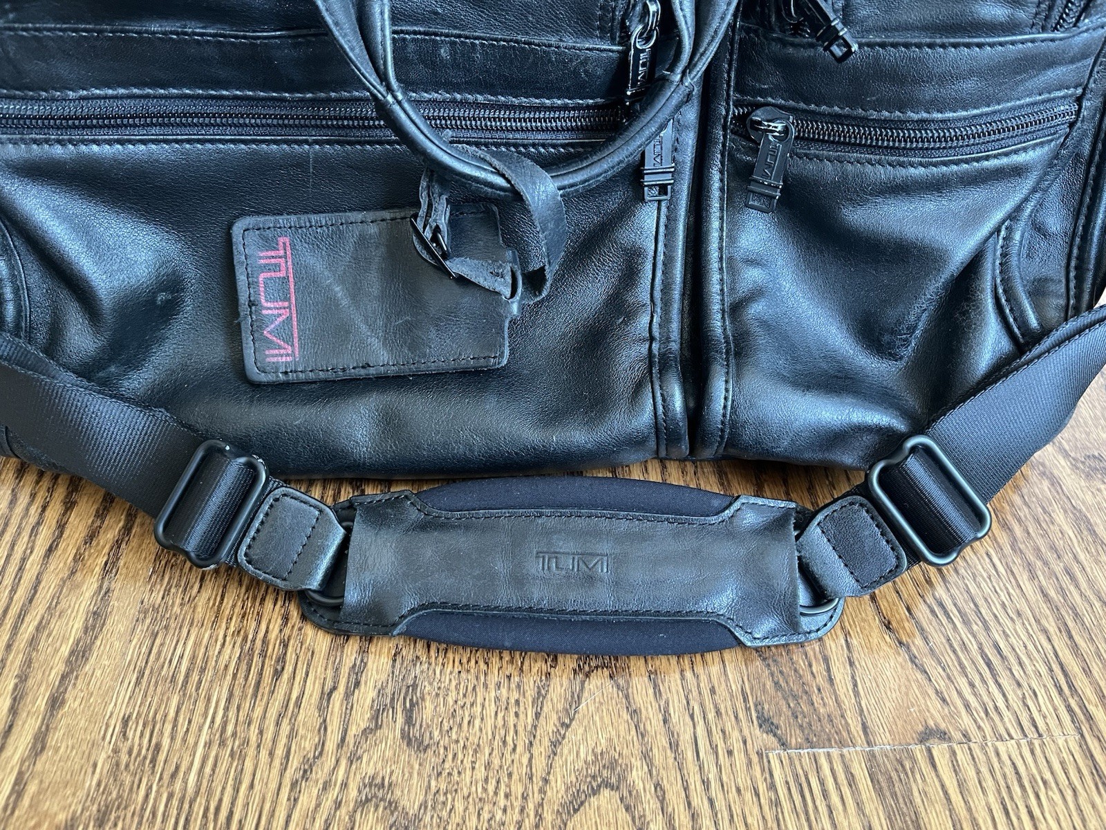 Vtg TUMI Vintage Expandable Leather Organizer Laptop Large Briefcase – Black
