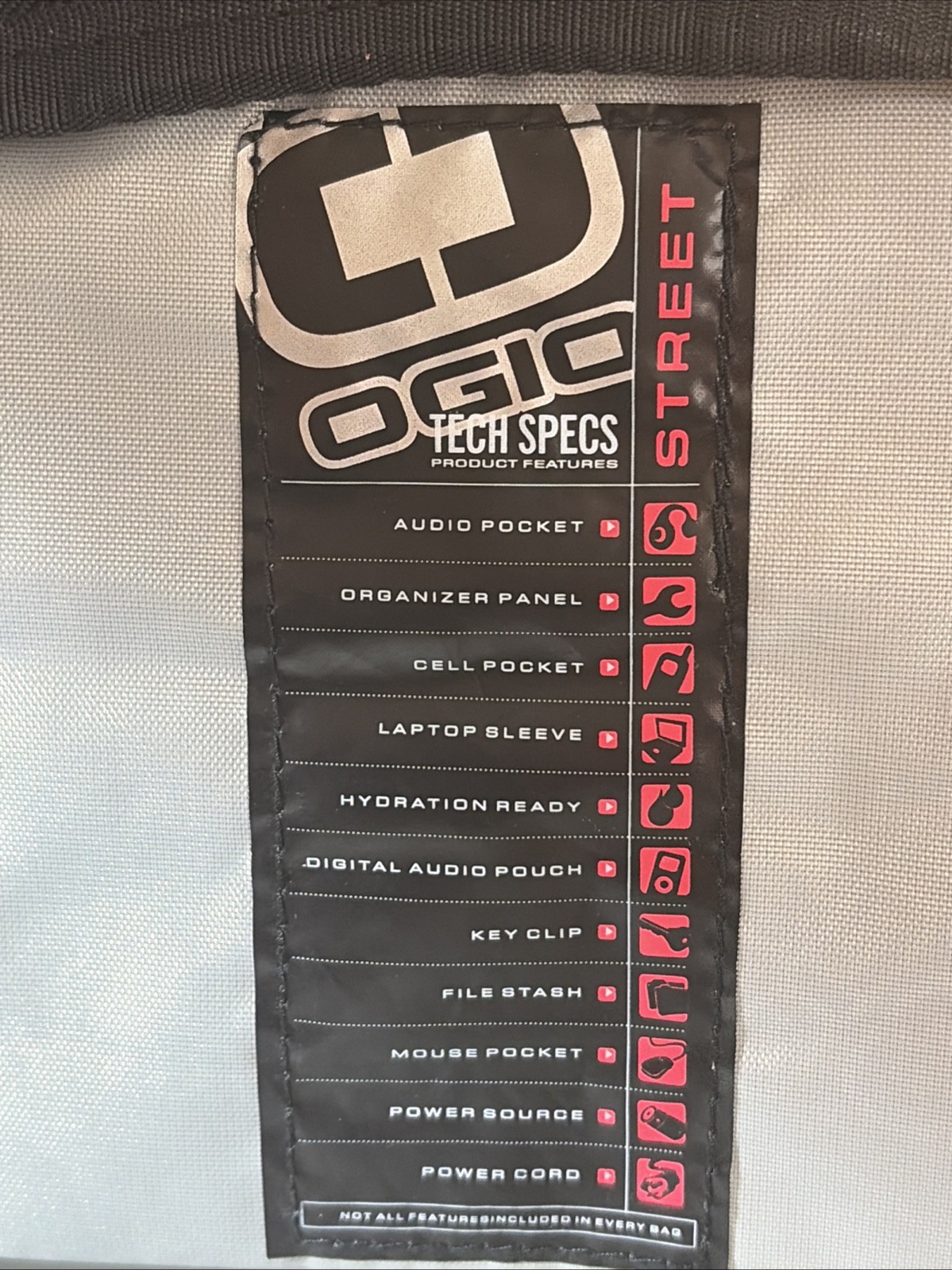 OGIO Metro Backpack Laptop Pocket – TRAVEL – Audio pocket – Black Many feature