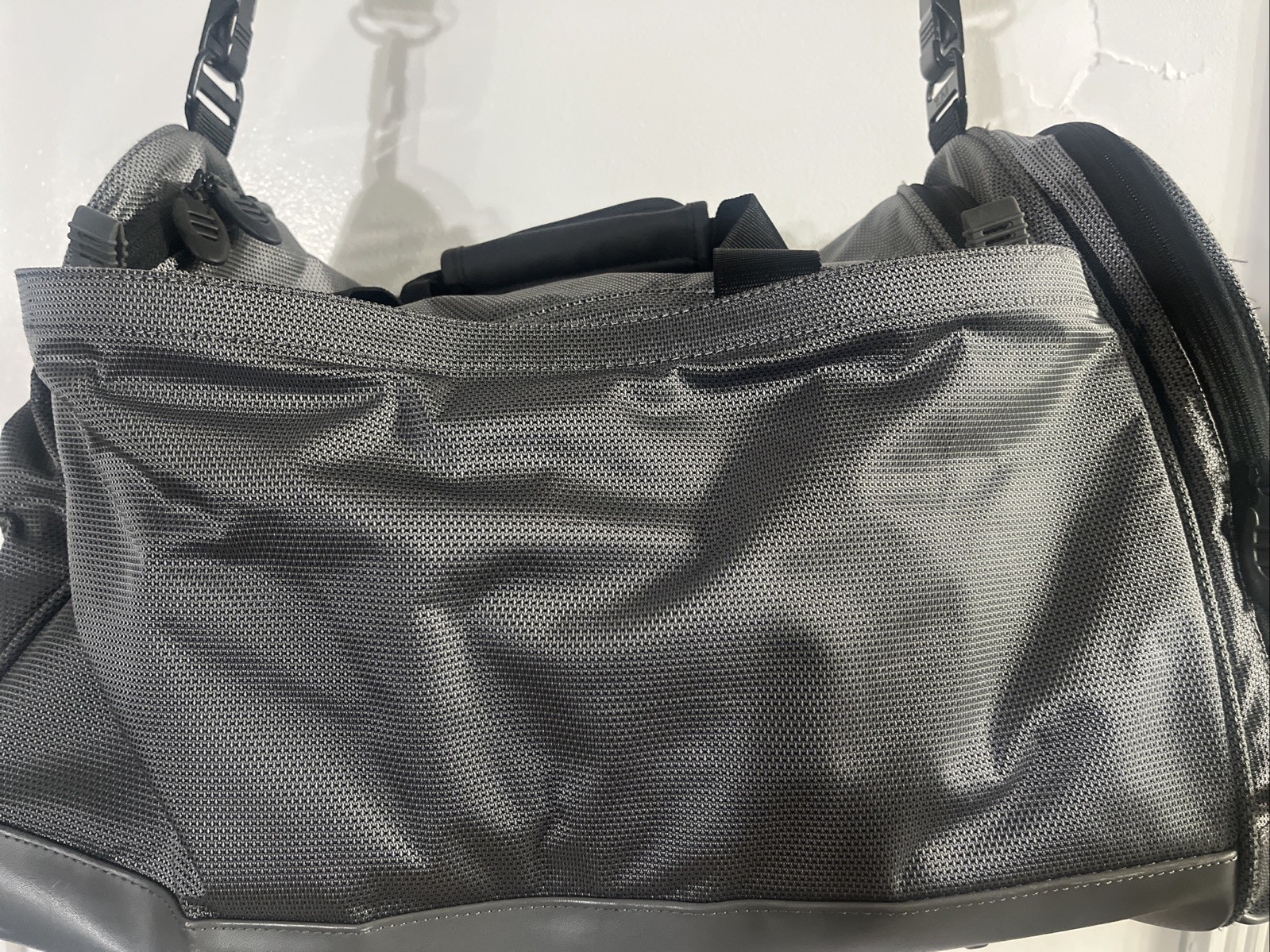 TUMI Boston 2Way Ballistic Nylon Duffle Bag Carry On Gray 525PW Strap (See Pics)