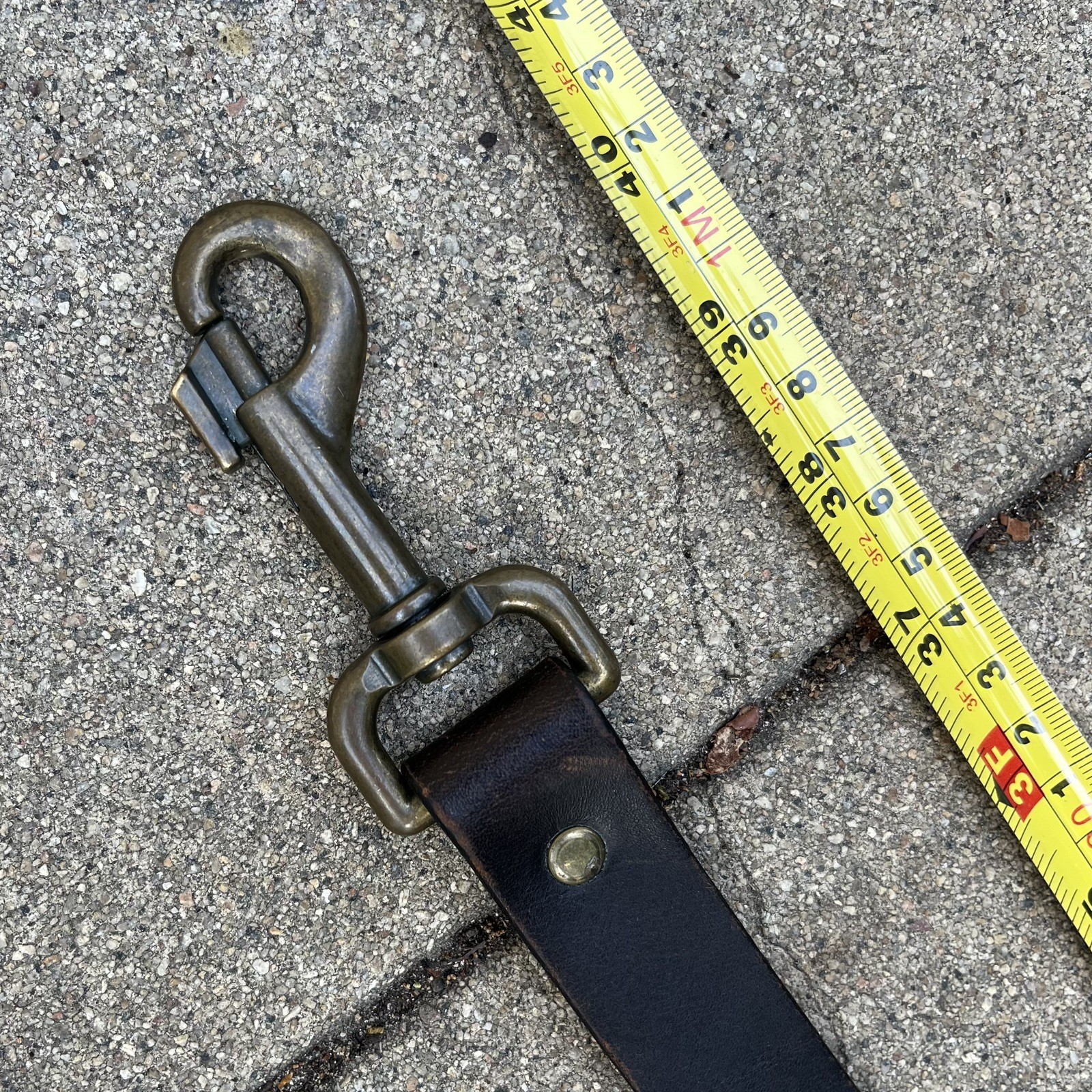 VTG Filson Bridle Leather & Brass Shoulder Strap | Short “Talon Era” Excellent