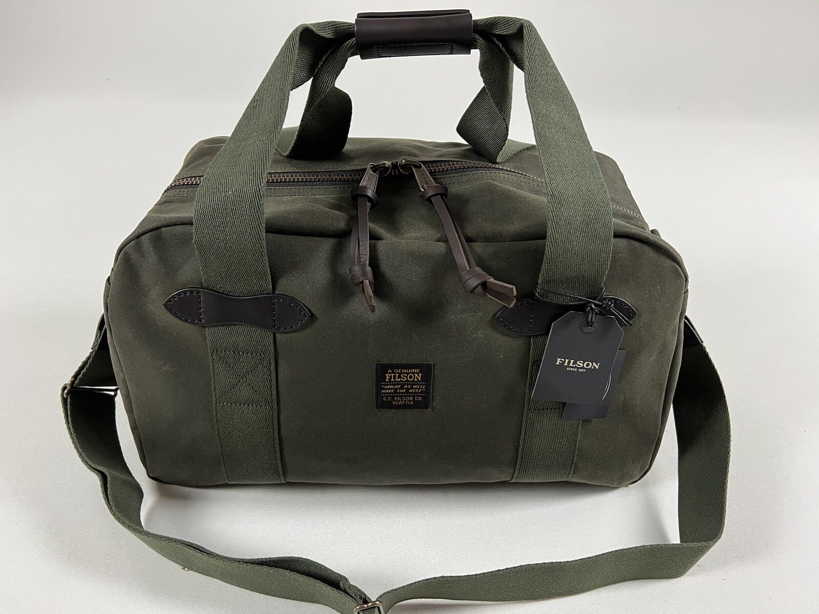FILSON SMALL TIN CLOTH DUFFLE BAG OTTER GREEN OS NWT