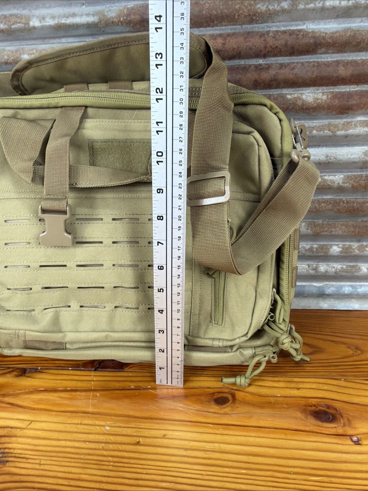 Tactical Bail Out Bag Messenger Green Laptop Patrol Shoulder Bag NWOT