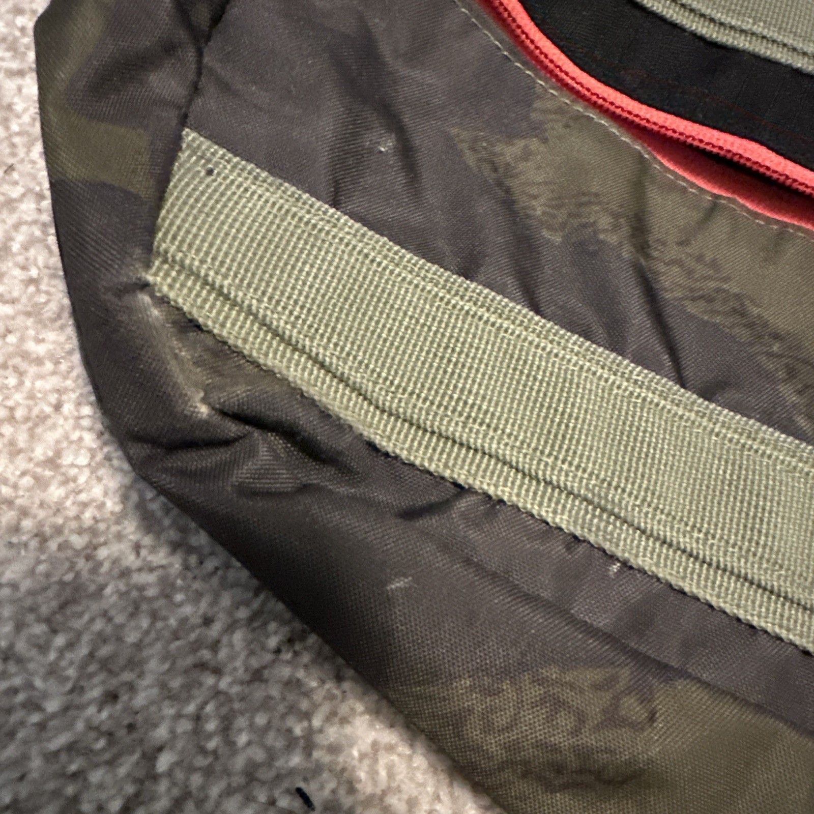 Neff Camo Waist Pack Fanny Pack Sling Bag Red Zipper Logo Patch