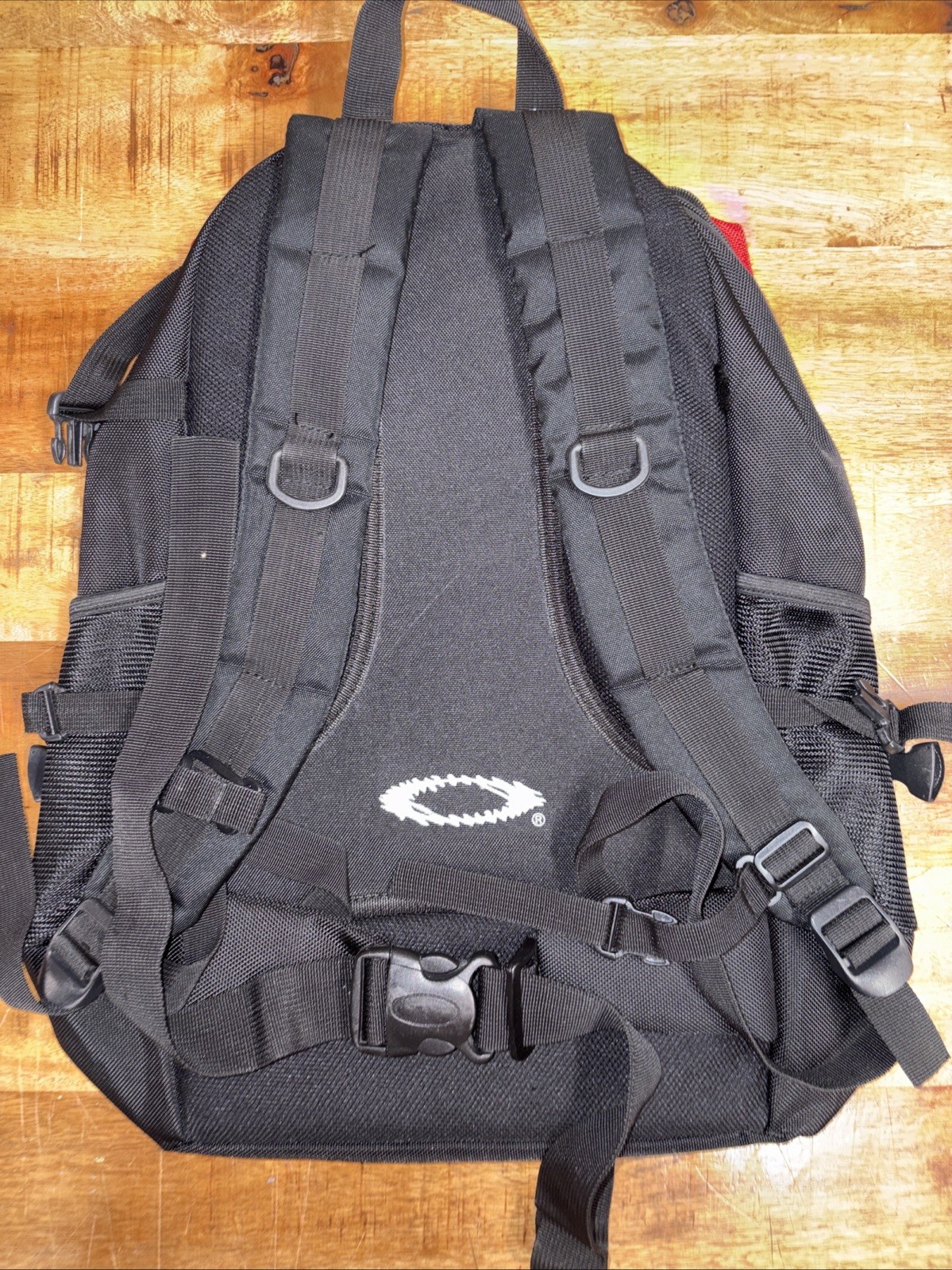 Oakley Icon Backpack 00s Y2K Vintage Used Red And Black does Have 2 Broken Clips