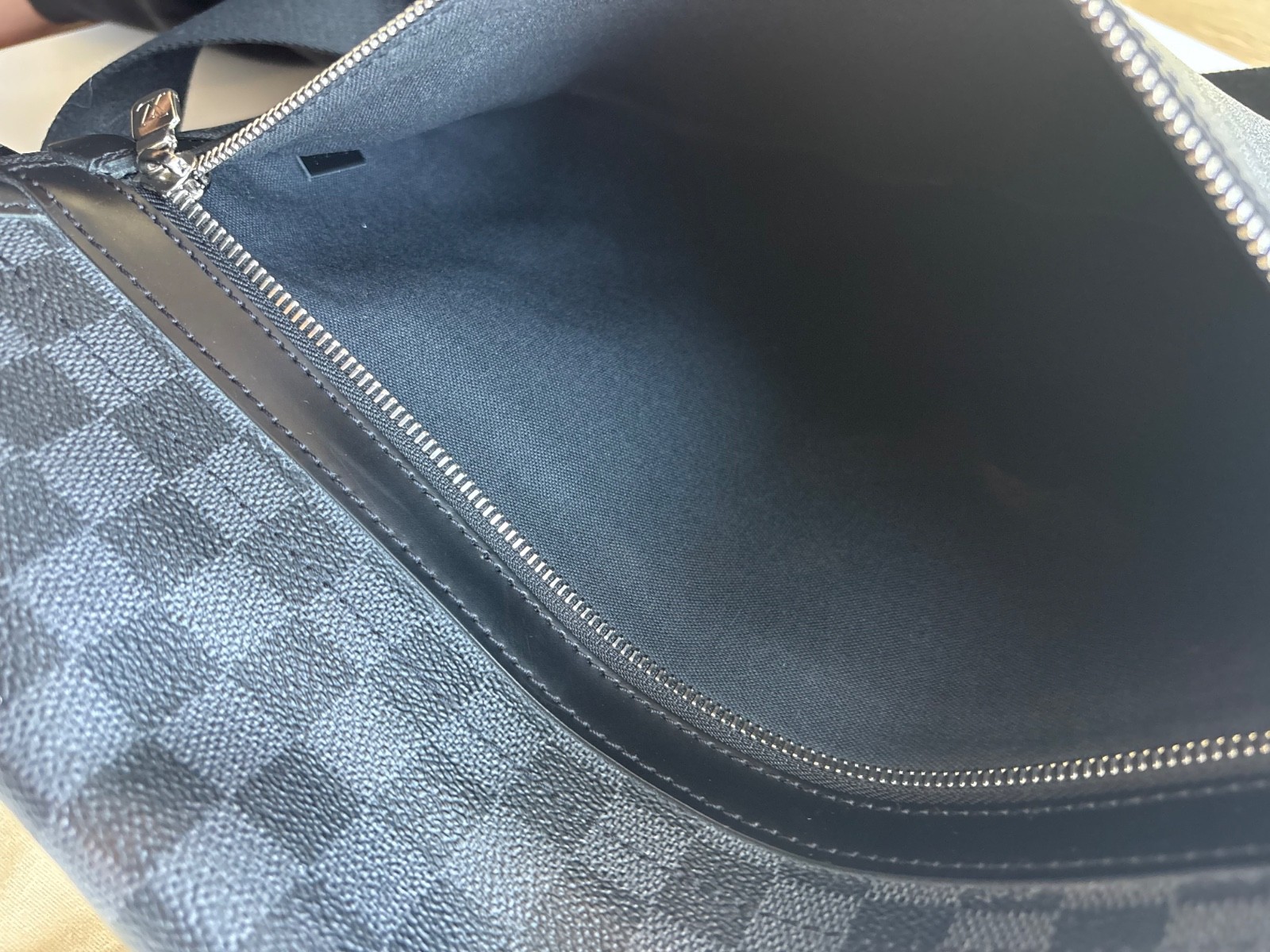 LOUIS VUITTON Daniel MM Damier Graphite Shoulder bag black Leather PVC N58029
