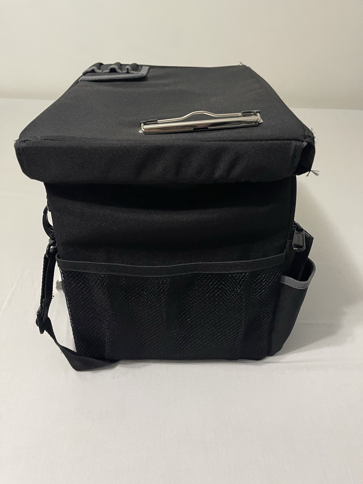 Duluth Trading Co Ultimate Mobile Desk With Strap Black