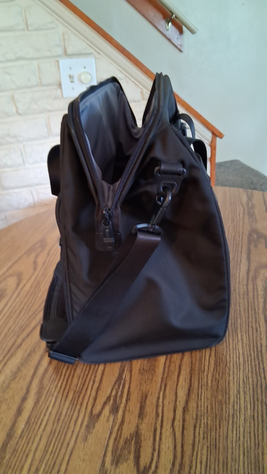 Tumi Alpha 2 Framed 18” Soft Ballistic Nylon Weekender Travel Bag 22126D2 *READ