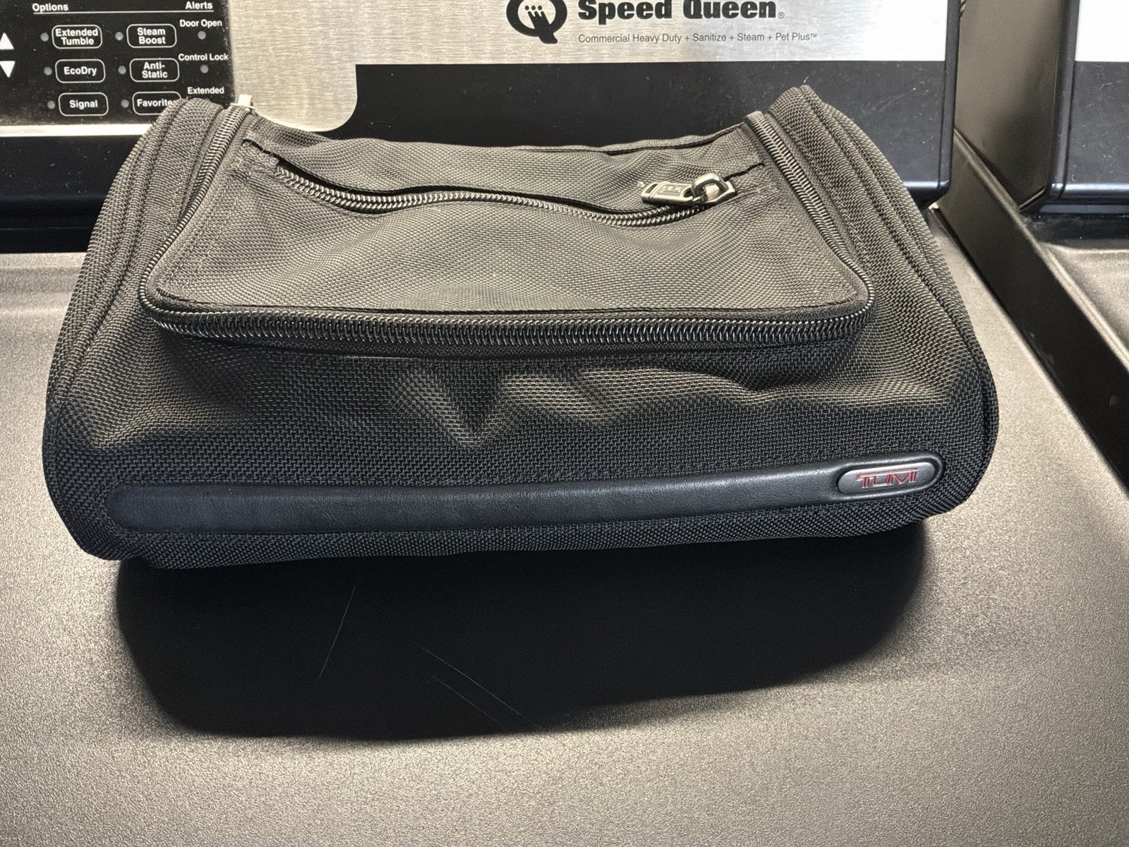Tumi Alpha Dopp Kit 22190D4