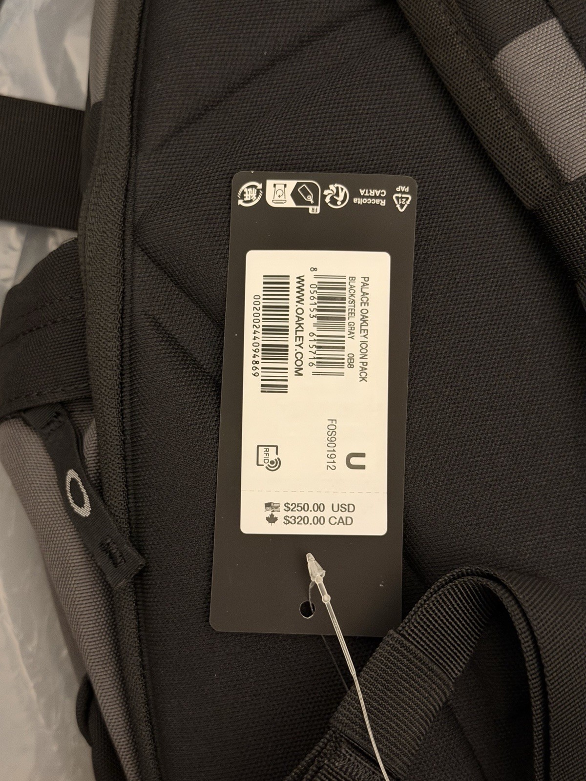 Palace x Oakley Icon Backpack Night Clouds, Black/ Steel Gray, FW24, Brand New